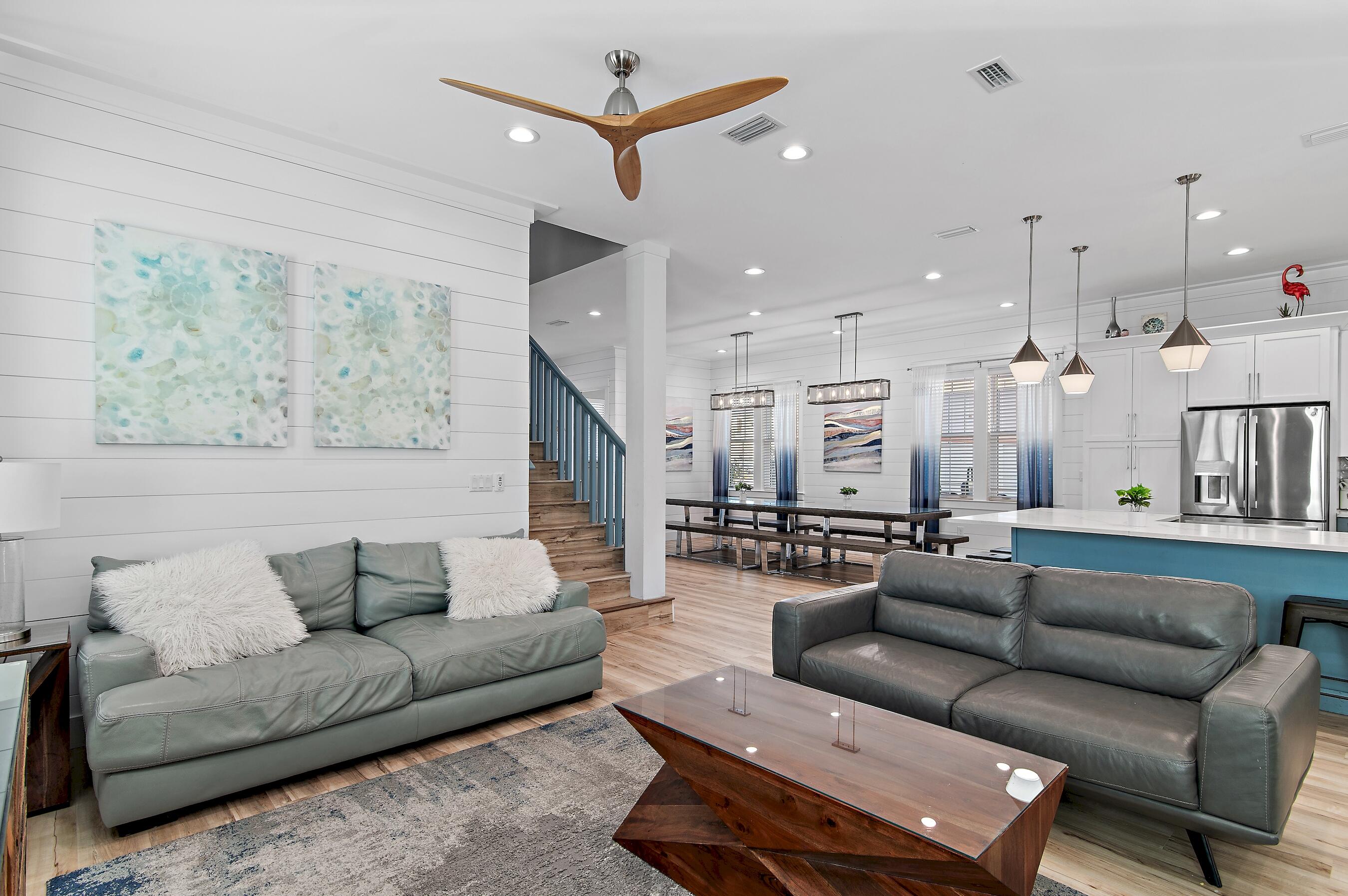 FRANGISTA BEACH 2ND ADDN - Residential