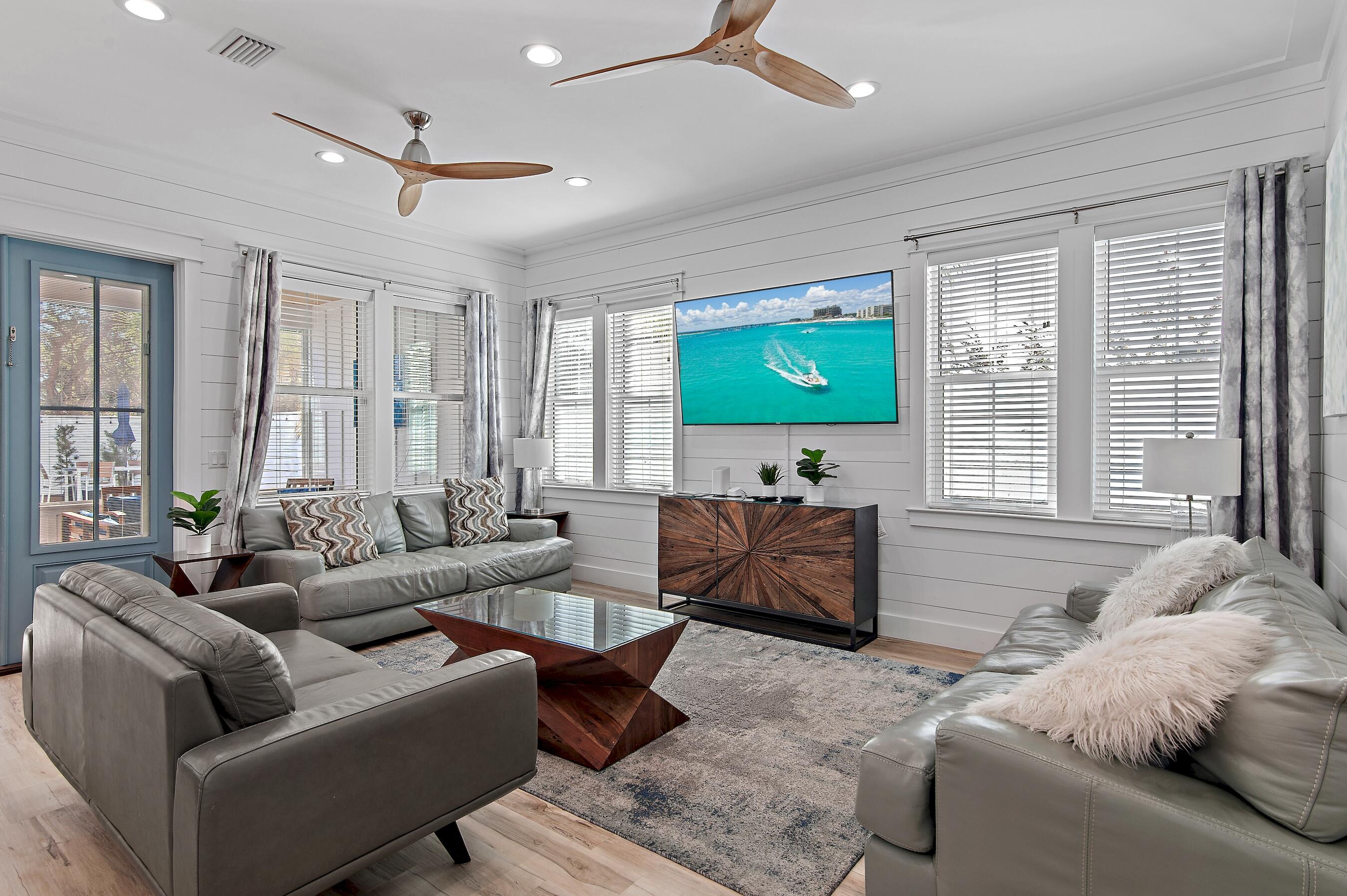 FRANGISTA BEACH 2ND ADDN - Residential