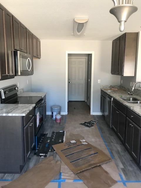 ADAMS POWELL S/D LOT 24 BLK J - Residential