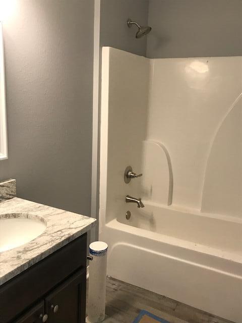 ADAMS POWELL S/D LOT 24 BLK J - Residential