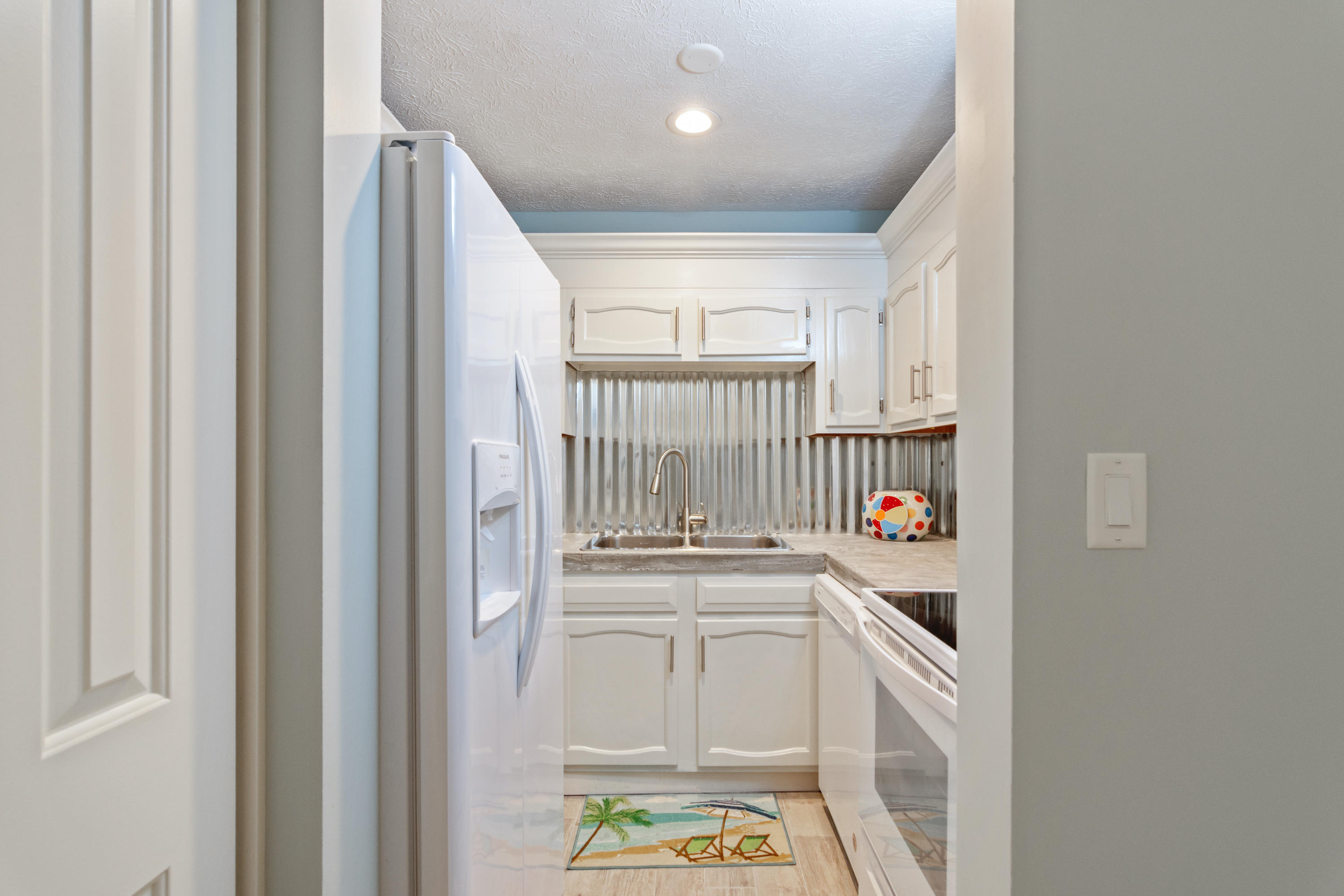 LULLWATER BEACH CONDO - Residential