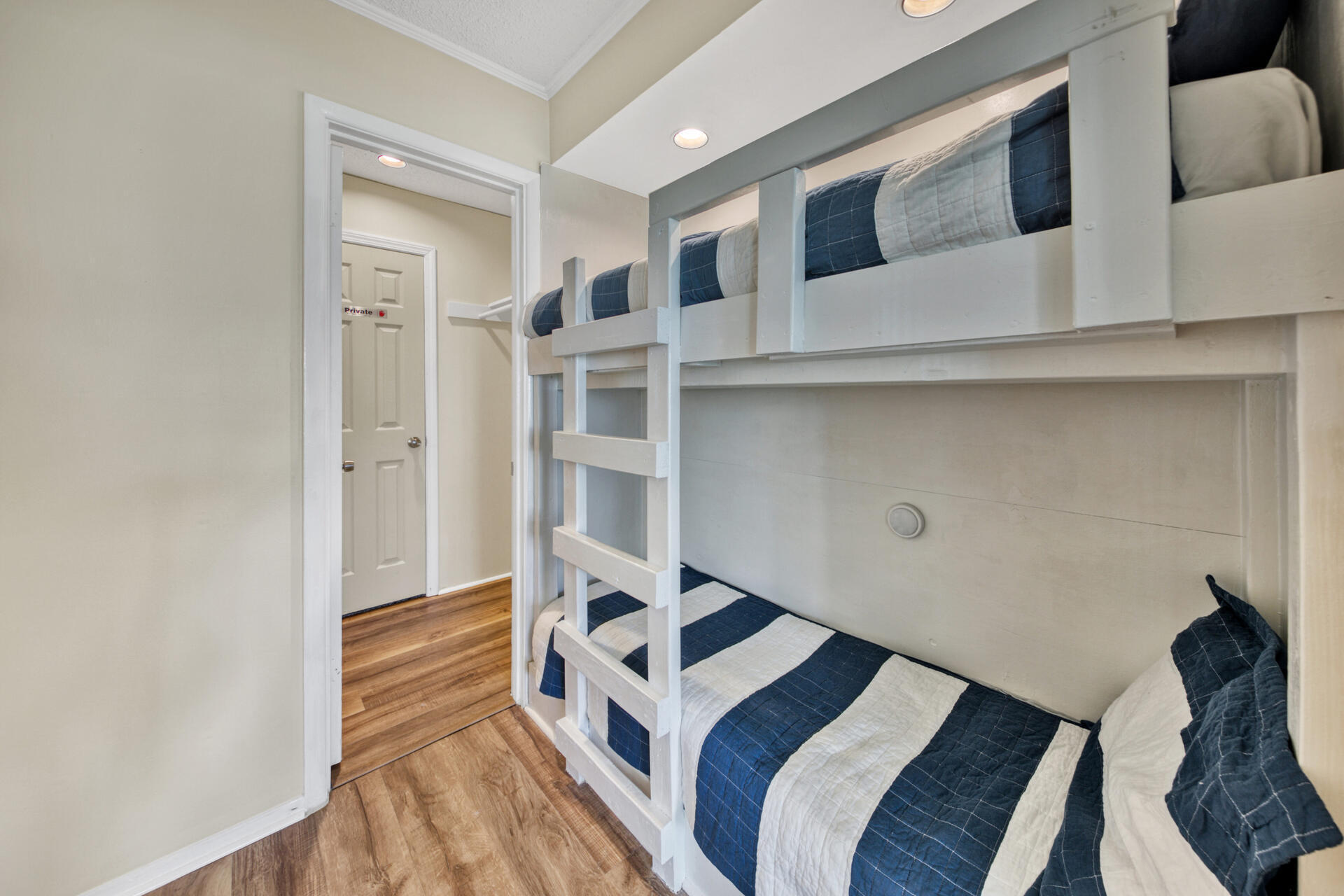 SANDPIPER COVE PH 03 - Residential