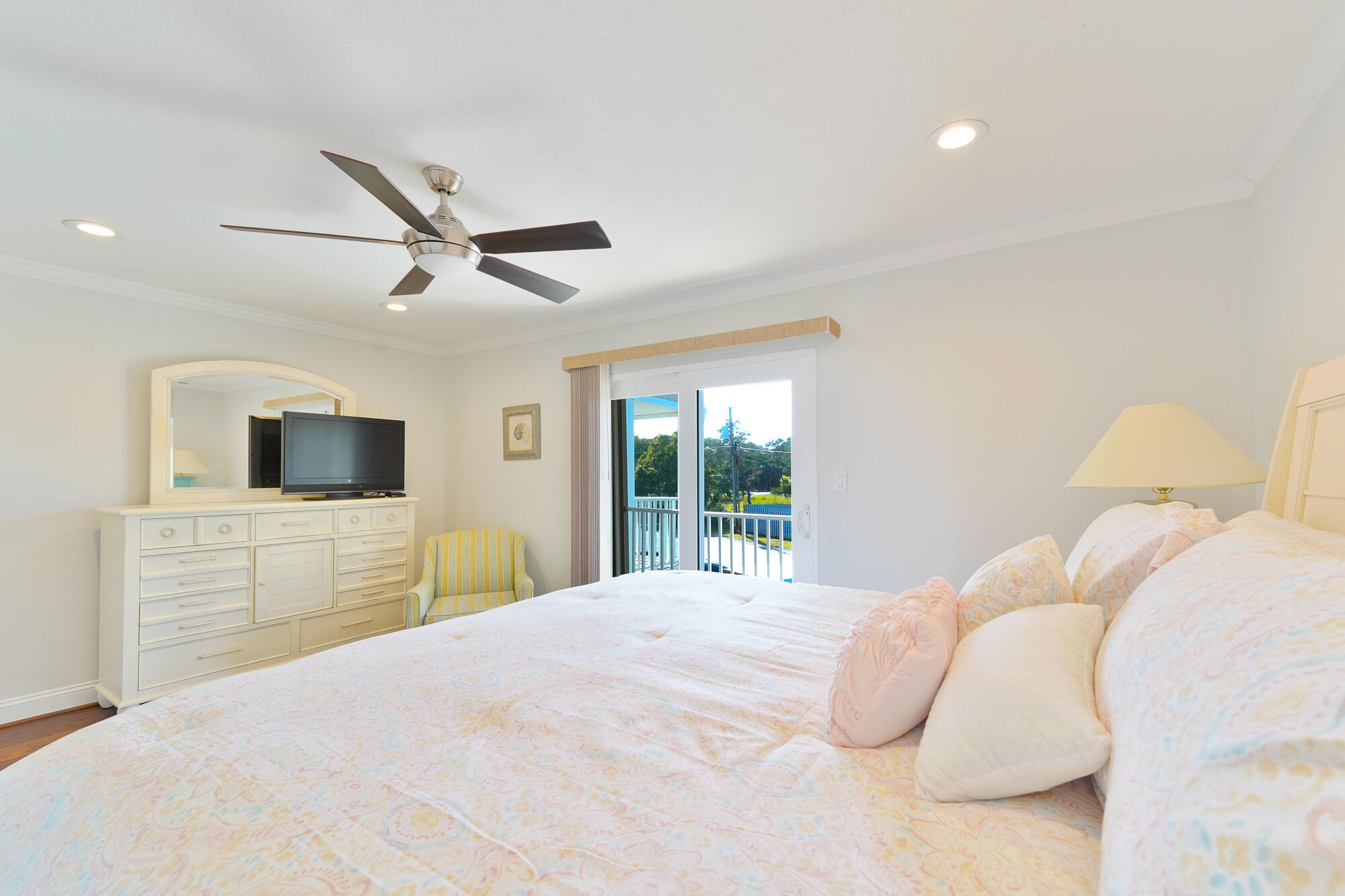 WOODLAND SHORES T/H PH 2 - Residential