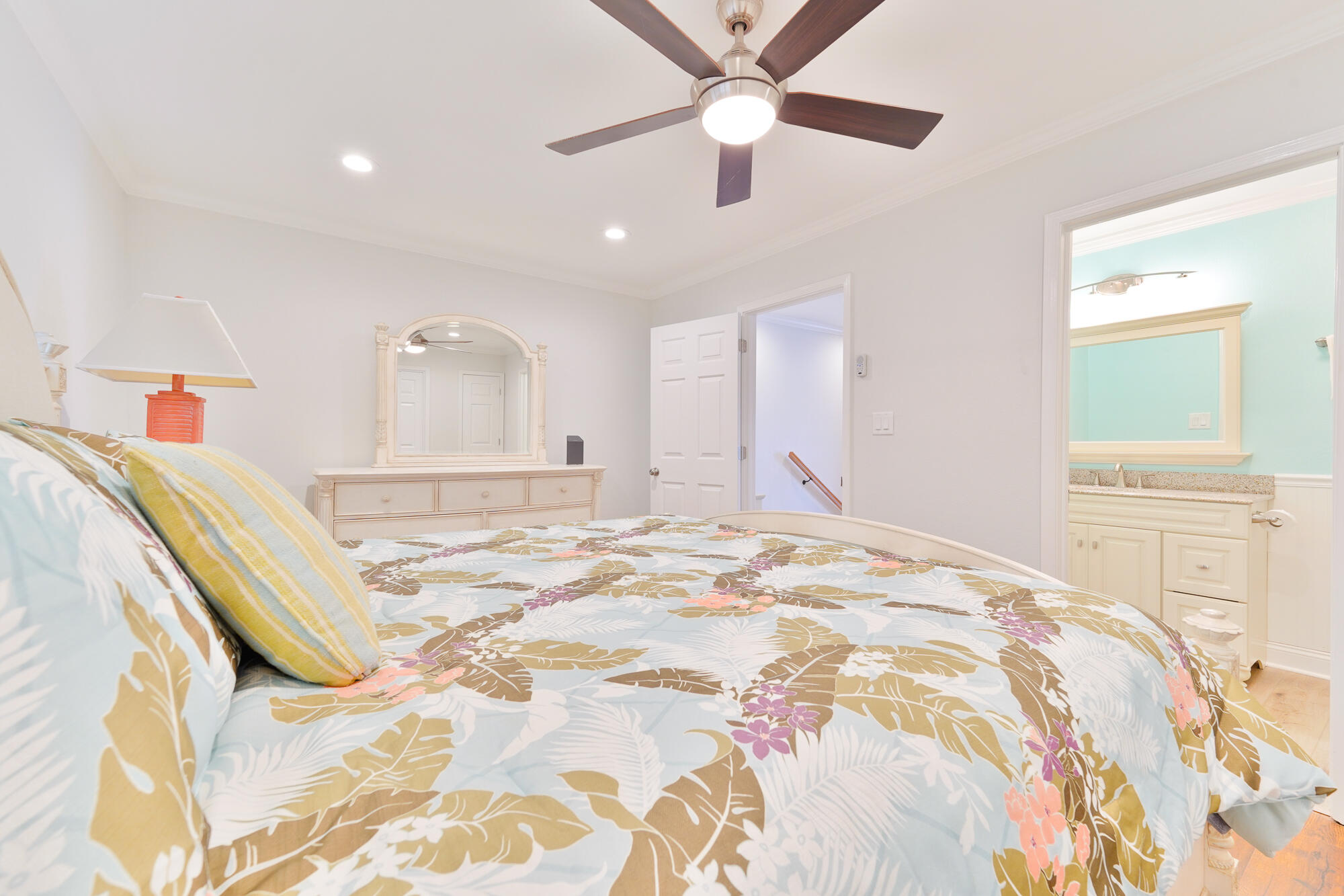 WOODLAND SHORES T/H PH 2 - Residential