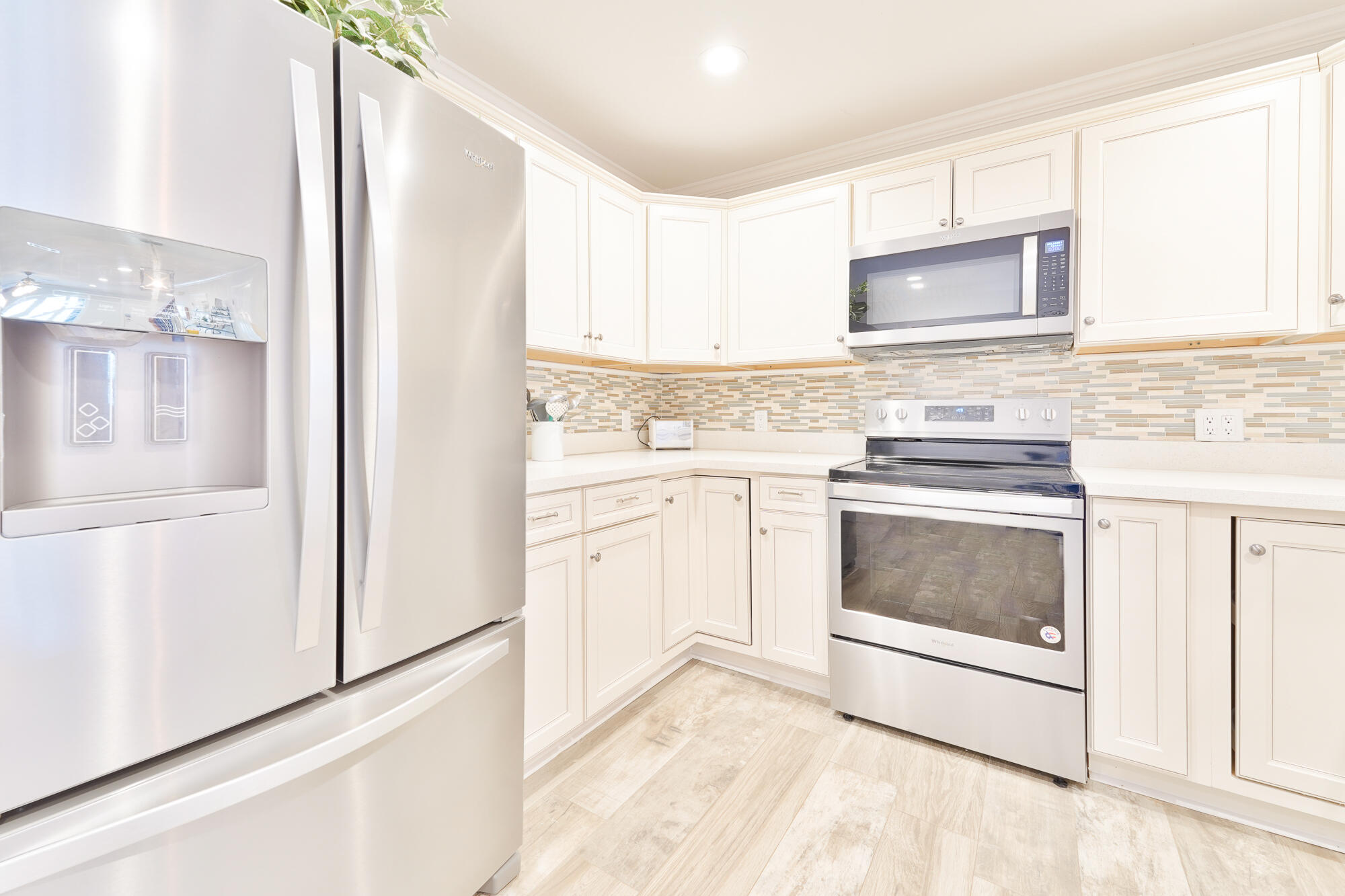 WOODLAND SHORES T/H PH 2 - Residential