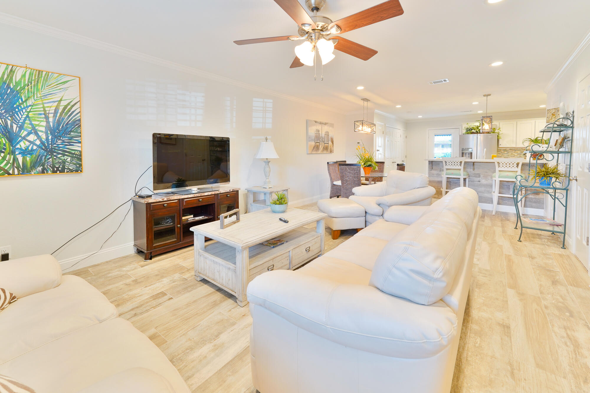 WOODLAND SHORES T/H PH 2 - Residential