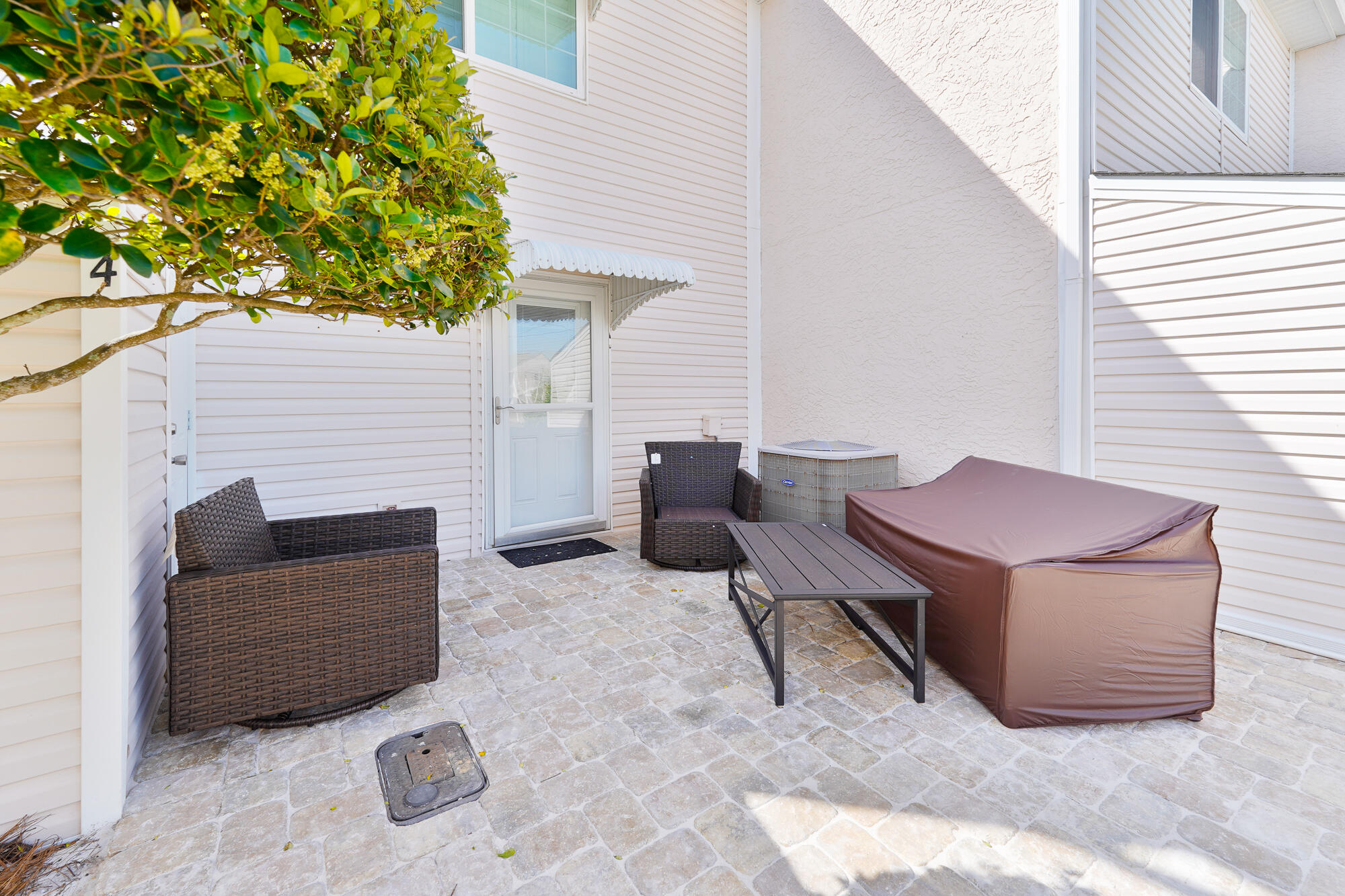 WOODLAND SHORES T/H PH 2 - Residential