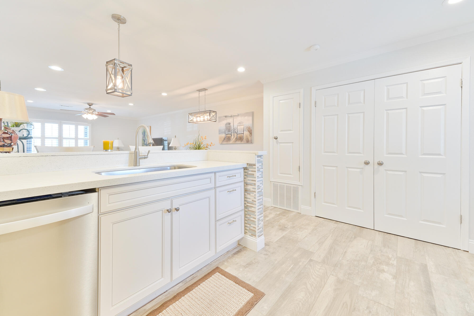 WOODLAND SHORES T/H PH 2 - Residential