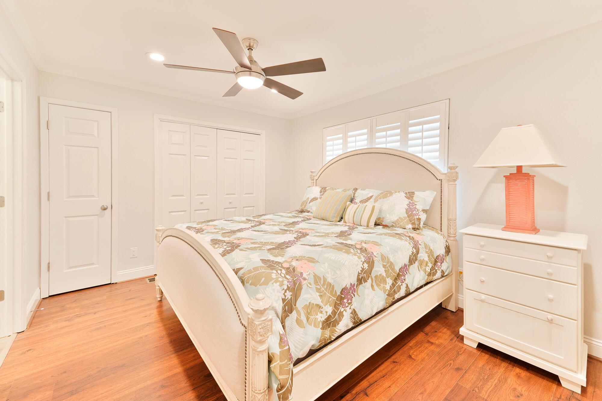 WOODLAND SHORES T/H PH 2 - Residential