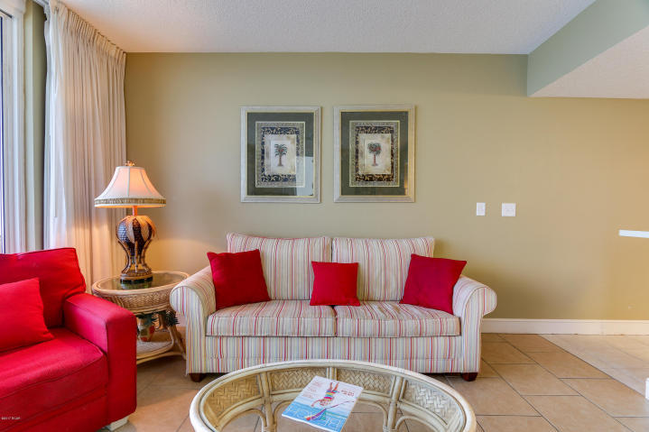 MAJESTIC BEACH TOWERS I - Residential