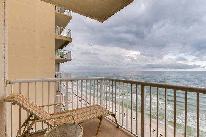 MAJESTIC BEACH TOWERS I - Residential