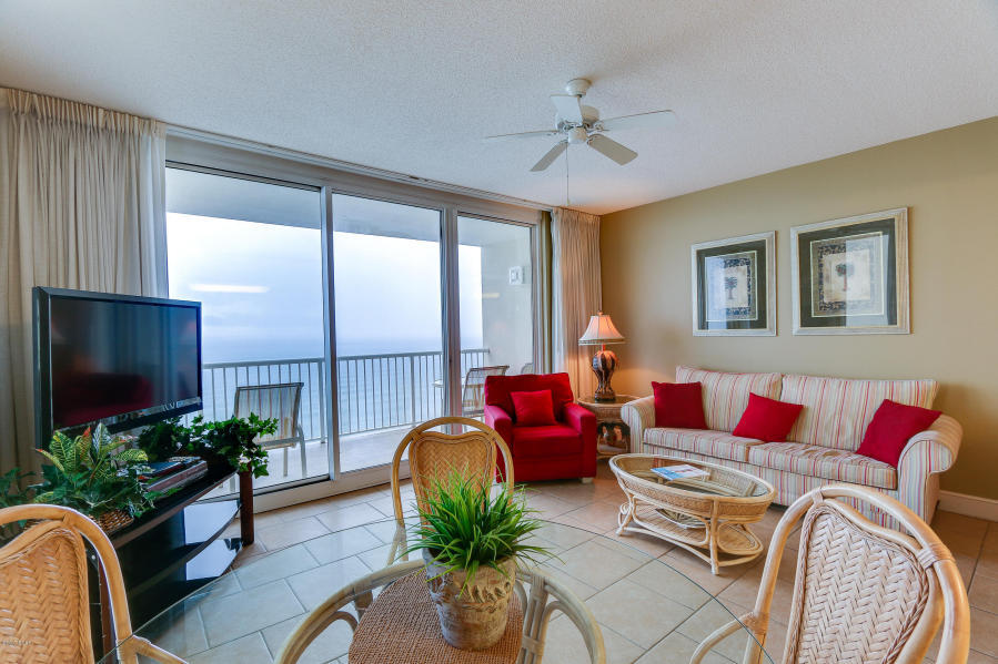 MAJESTIC BEACH TOWERS I - Residential