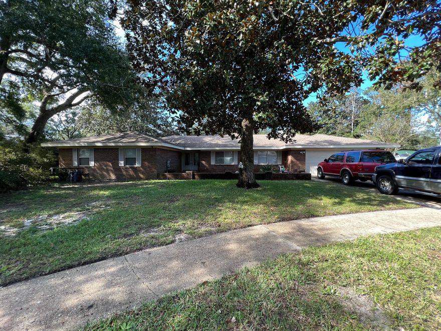 Property to be sold AS IS. Buyer to verify all pertinent information such as square footage and lot dimensions.