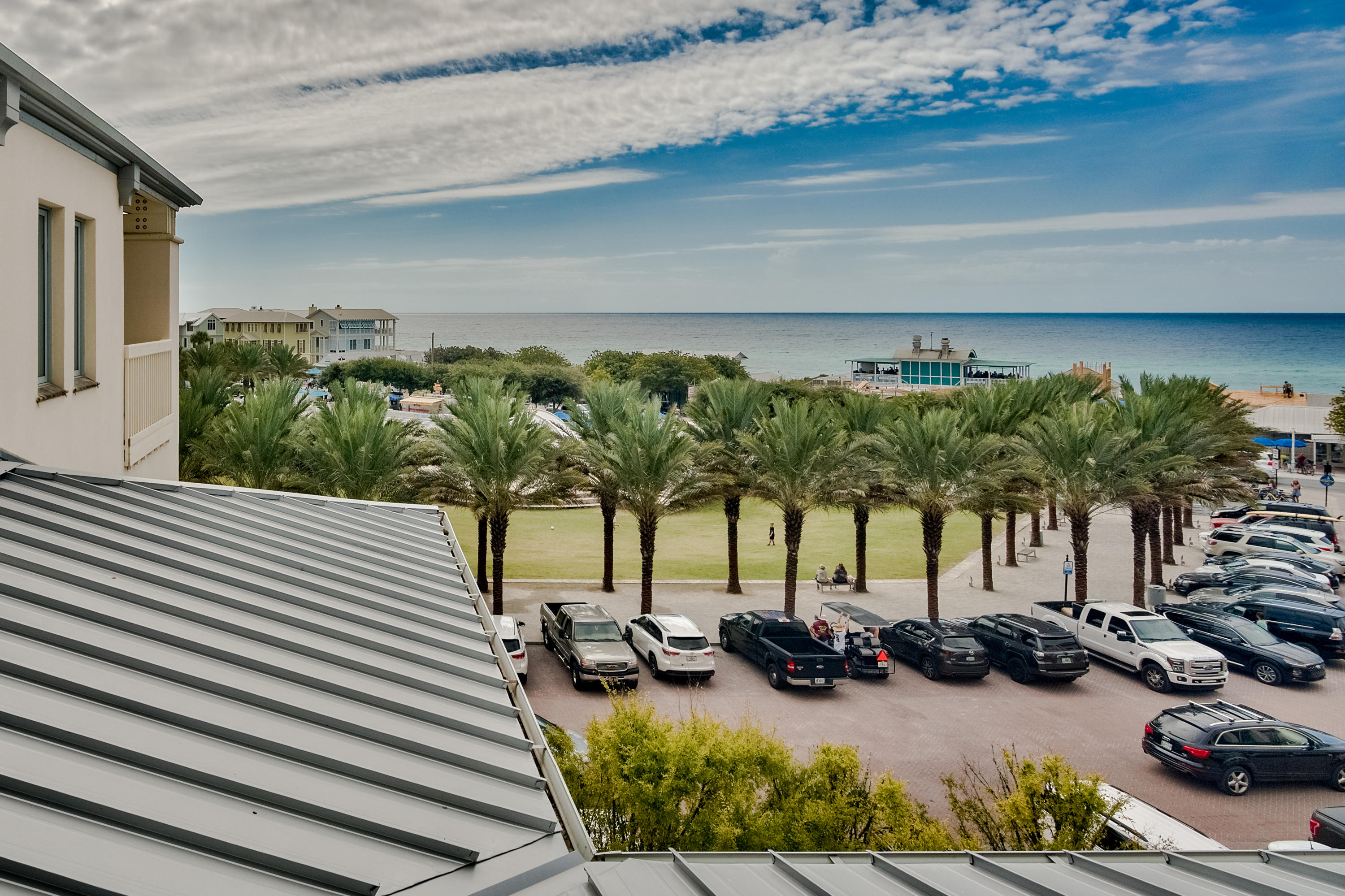 SEASIDE TOWN CENTER - Residential