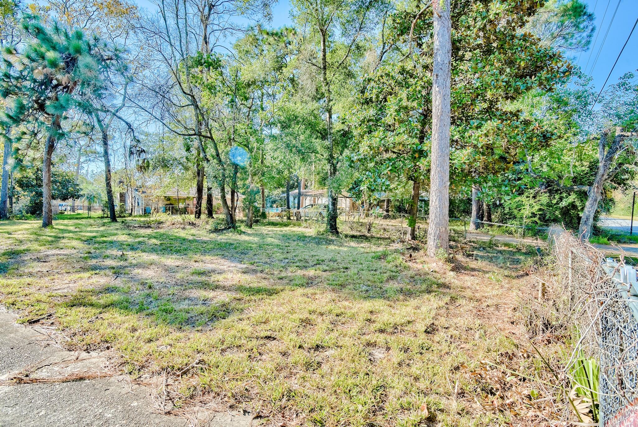 WILDWOOD PARK S/D LOT 6 BLK 2 - Land