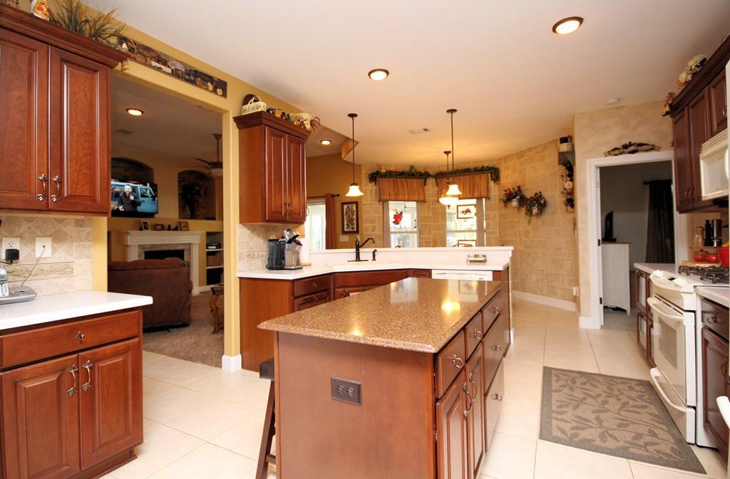 BAYSHORE PLACE PH 3 - Residential