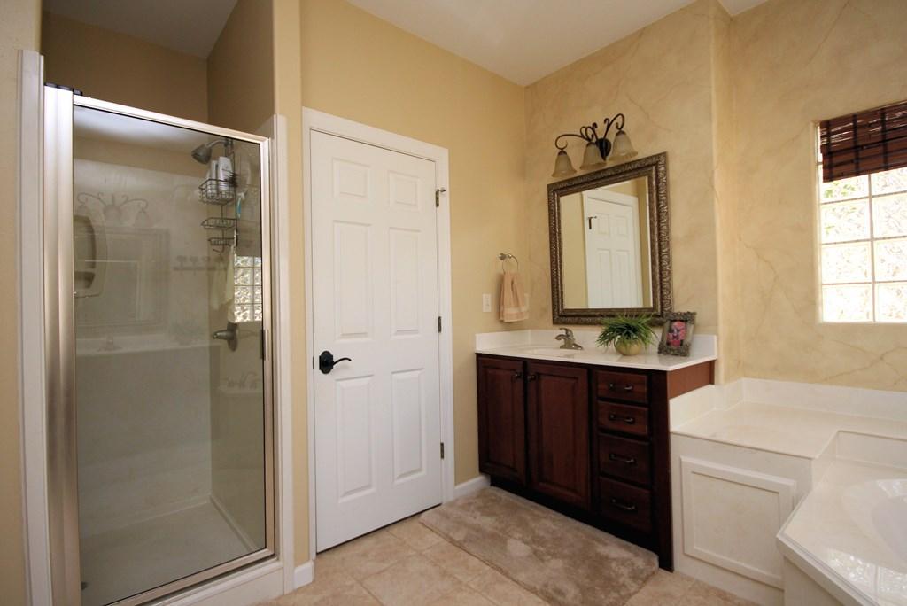 BAYSHORE PLACE PH 3 - Residential