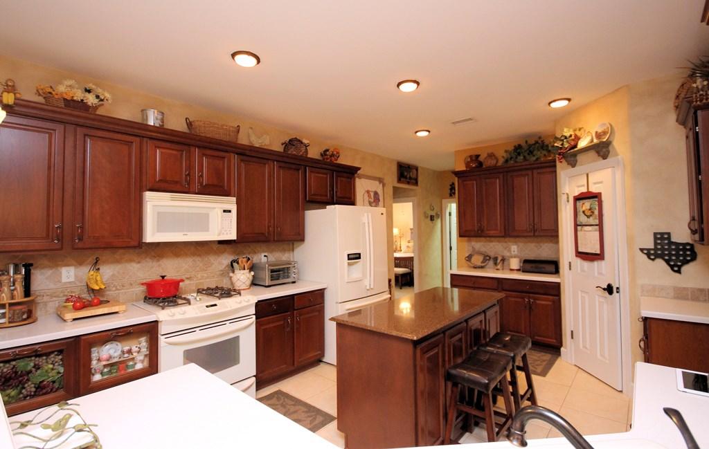 BAYSHORE PLACE PH 3 - Residential