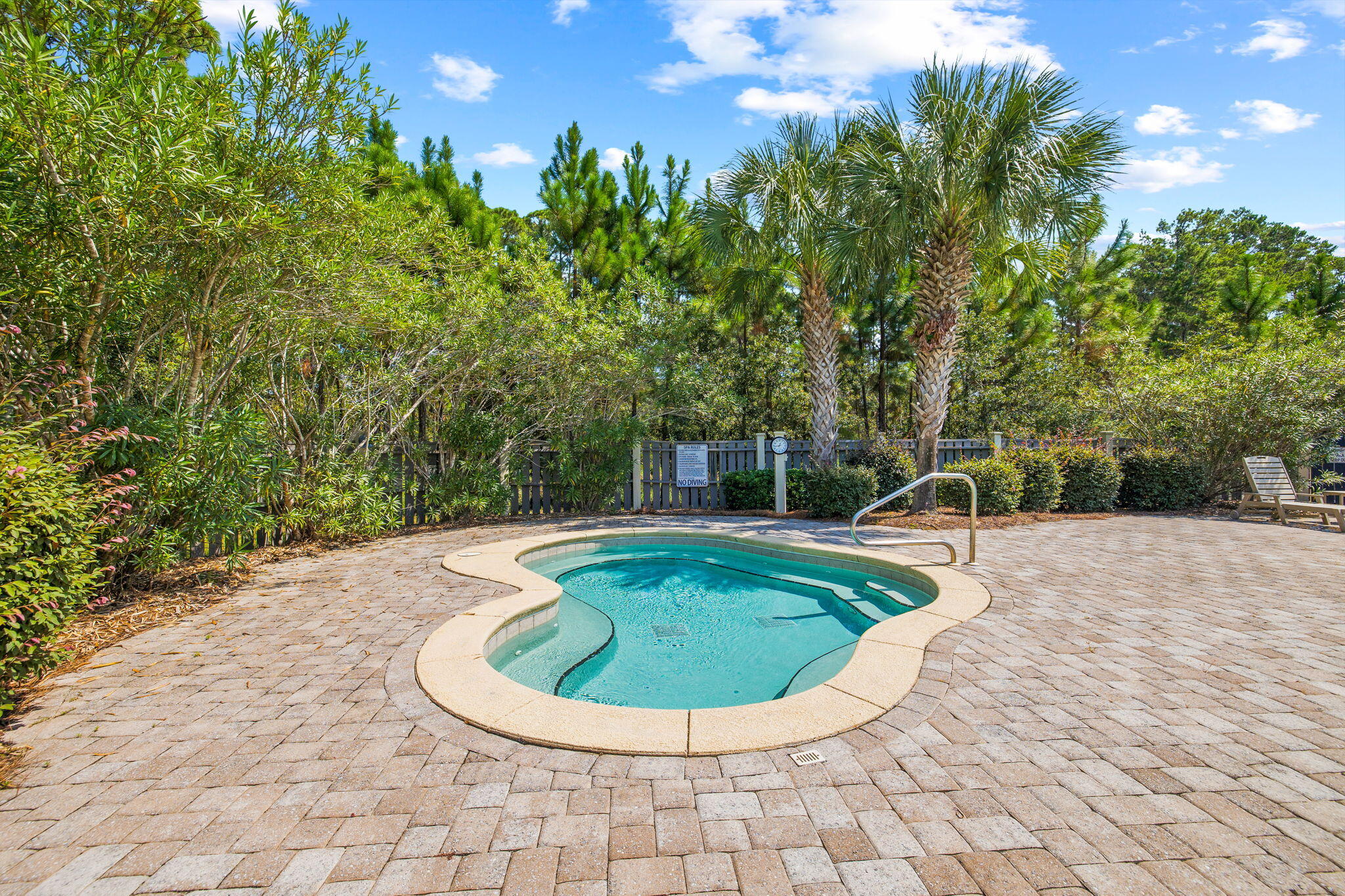 GRAYTON BAYOU - Residential