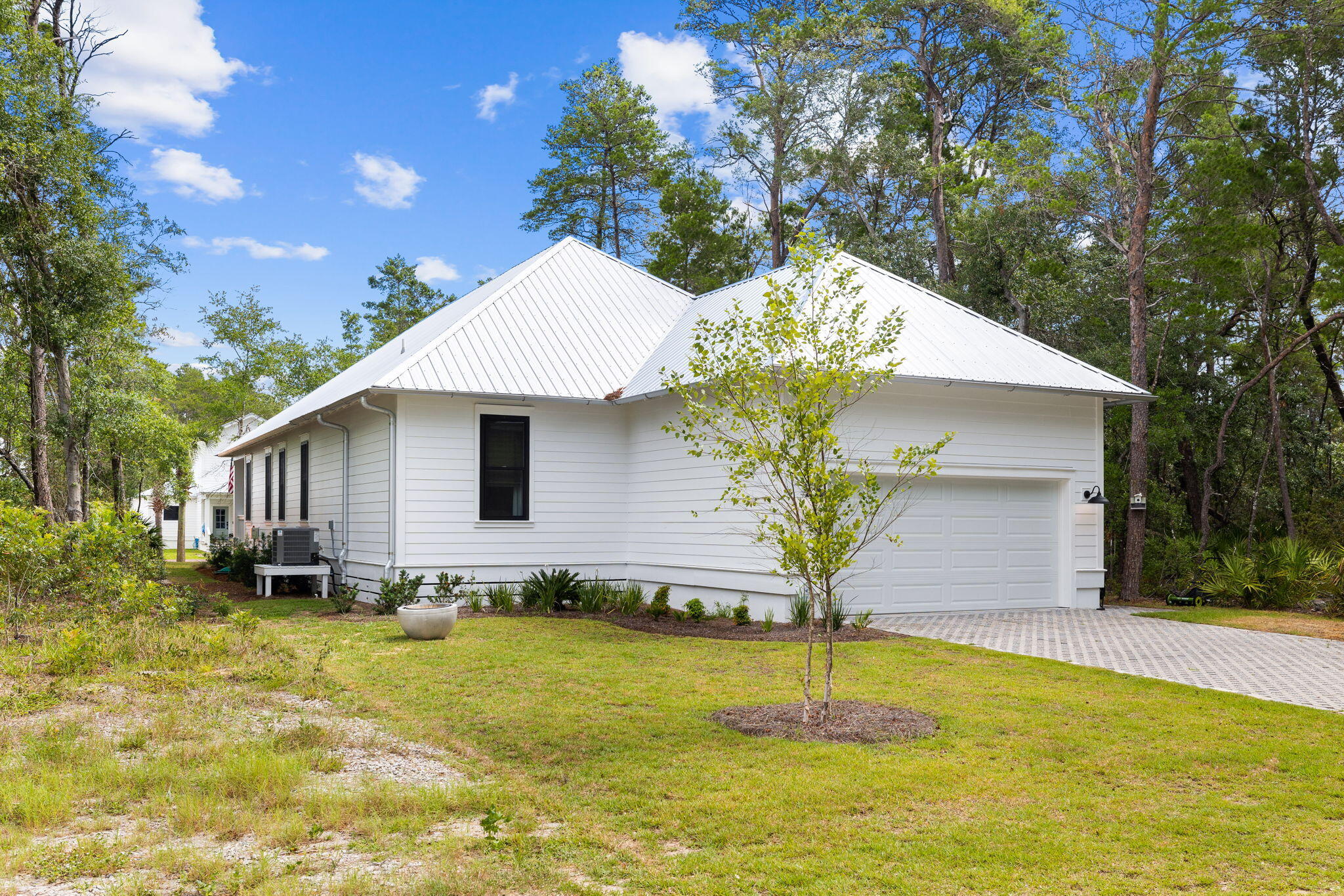 GRAYTON BAYOU - Residential