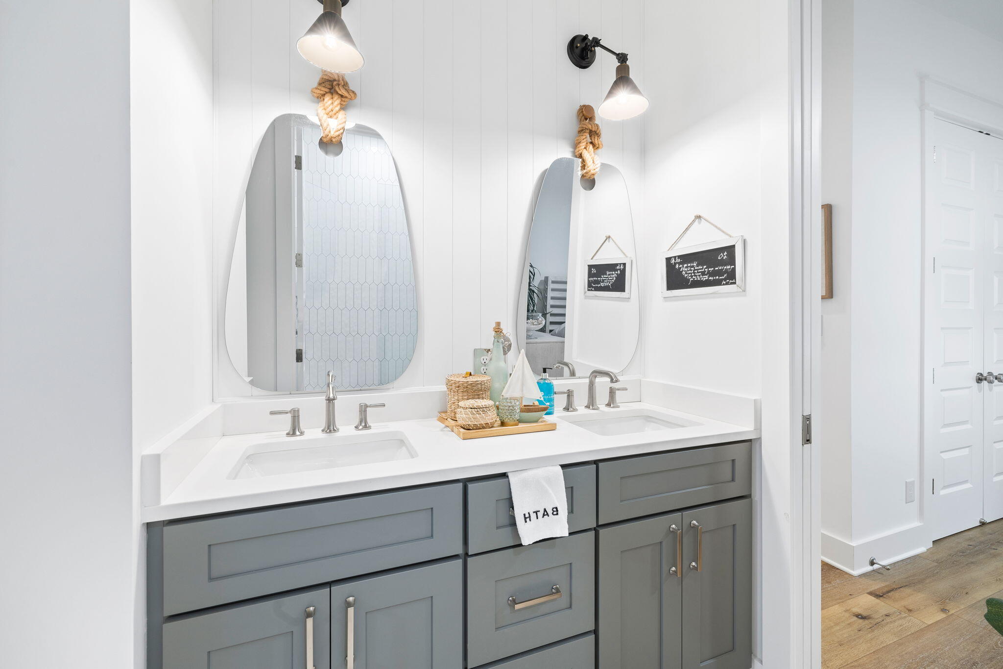 GRAYTON BAYOU - Residential