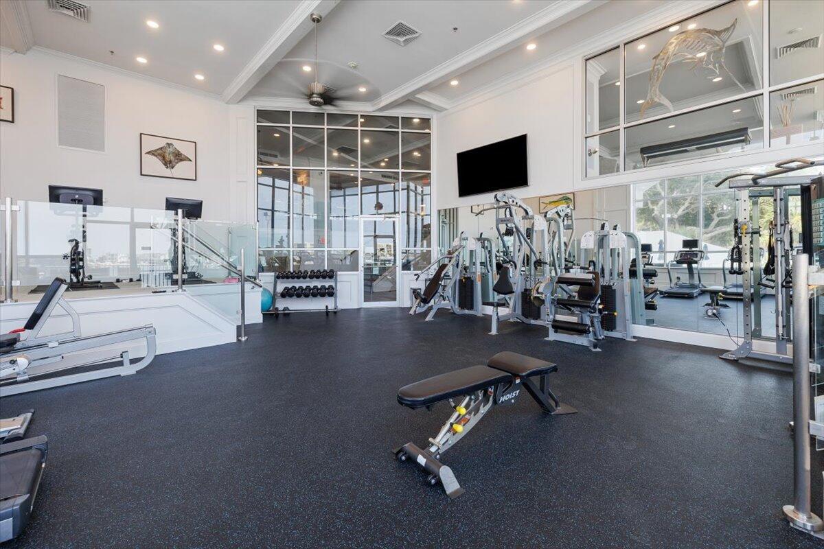 DESTIN YACHT CLUB - Residential