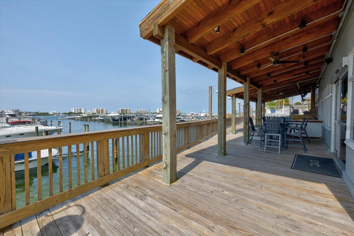 DESTIN YACHT CLUB - Residential