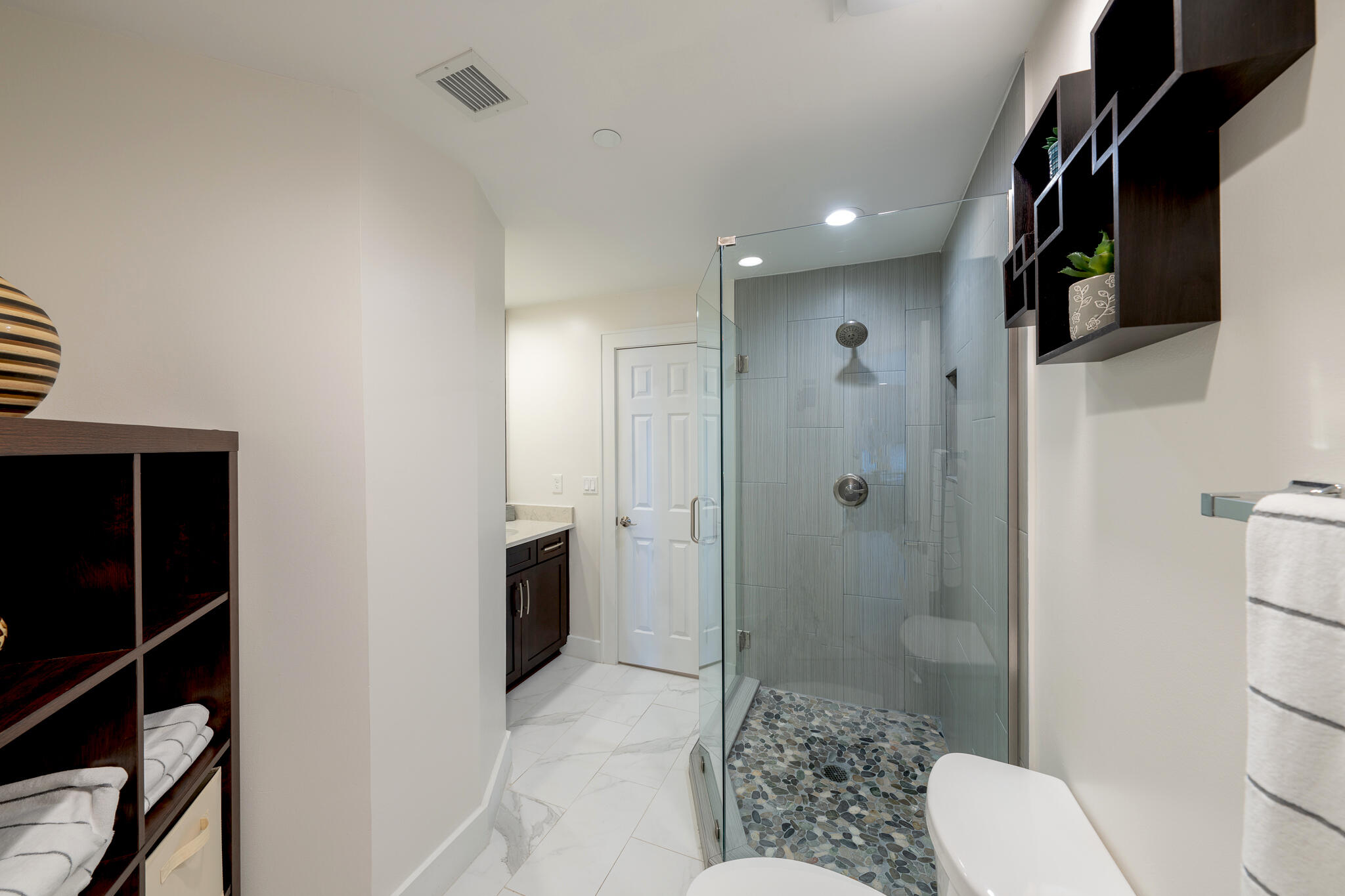 DESTIN YACHT CLUB - Residential