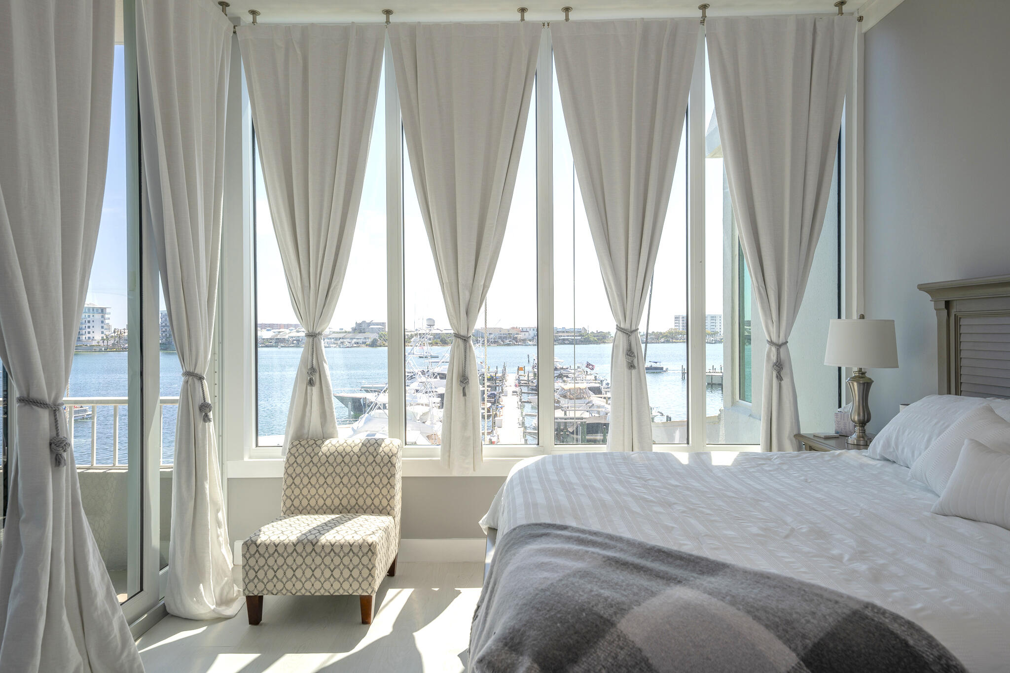 DESTIN YACHT CLUB - Residential