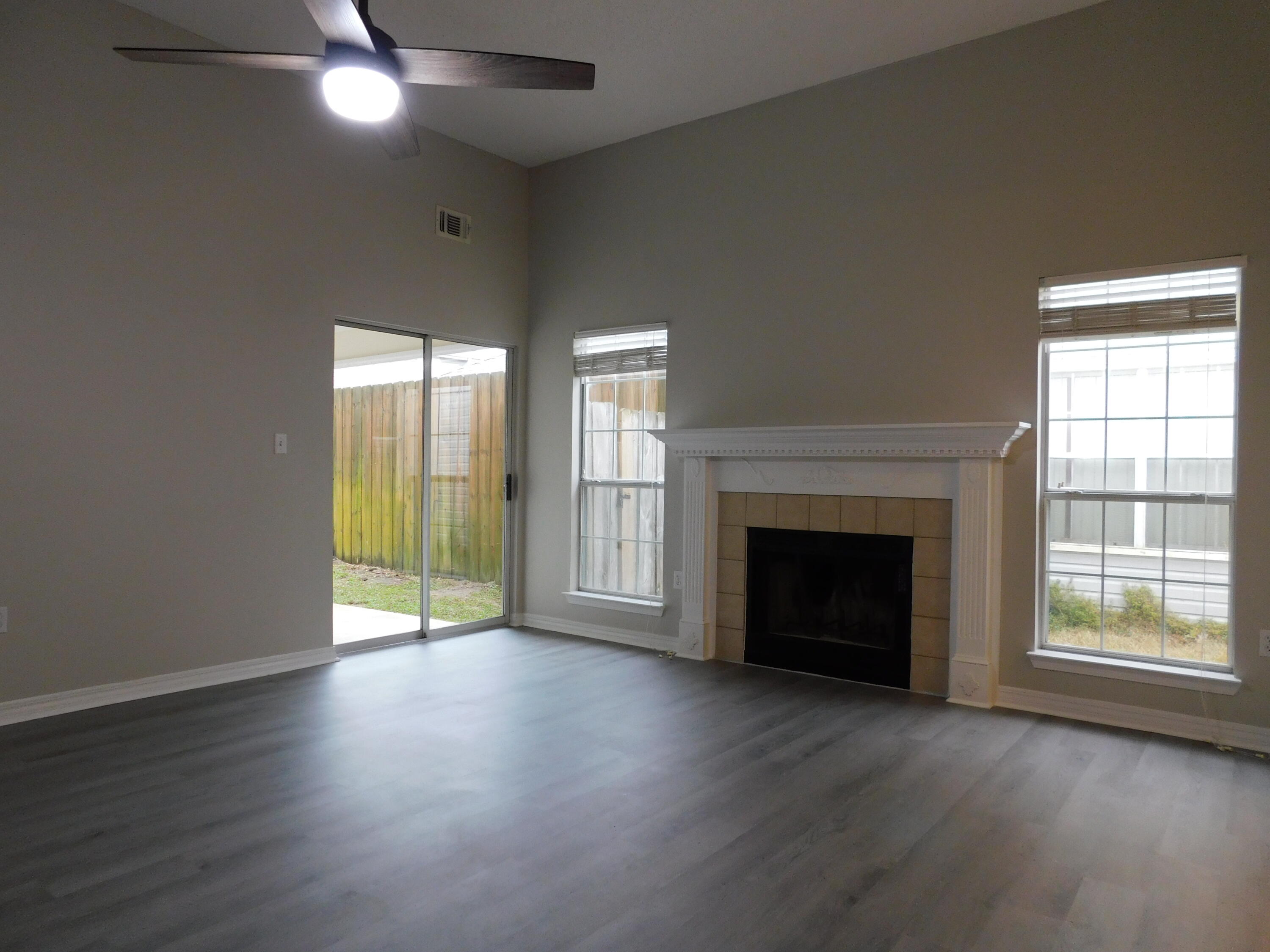 SANDY RIDGE ESTATES - Residential