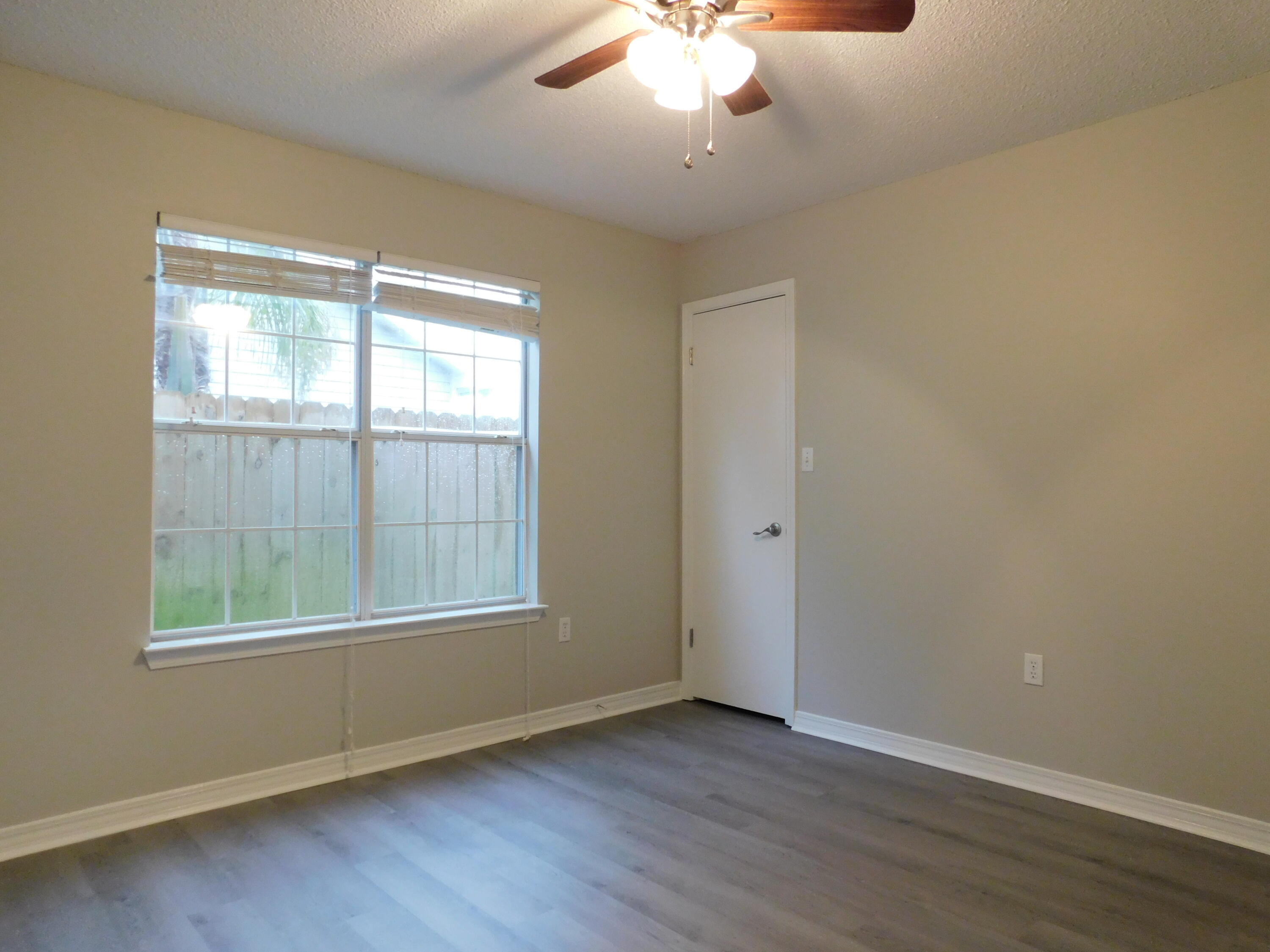 SANDY RIDGE ESTATES - Residential