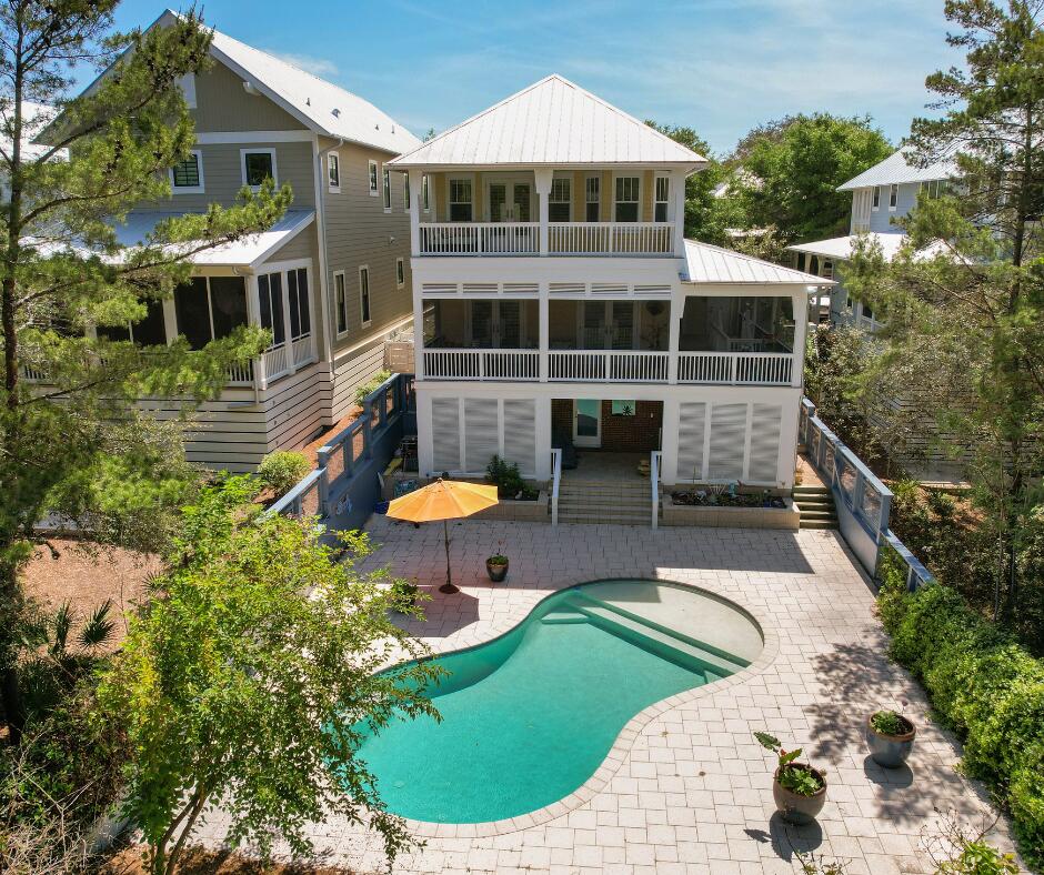 FOREST LAKES - Residential