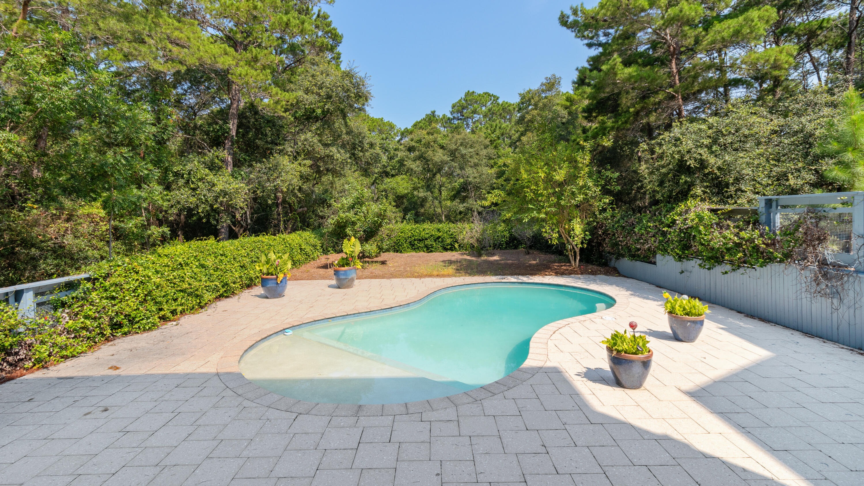 FOREST LAKES - Residential