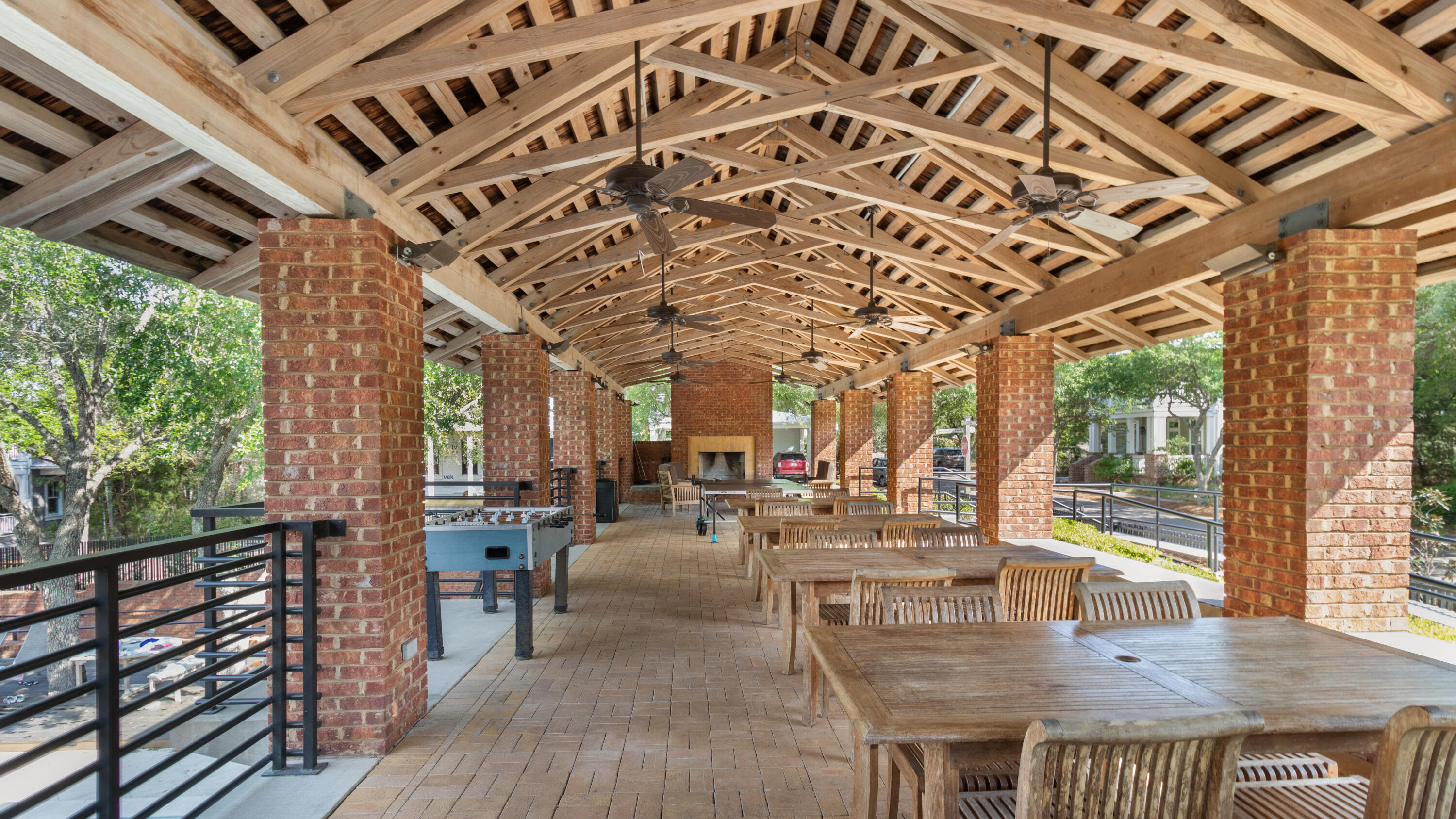 FOREST LAKES - Residential