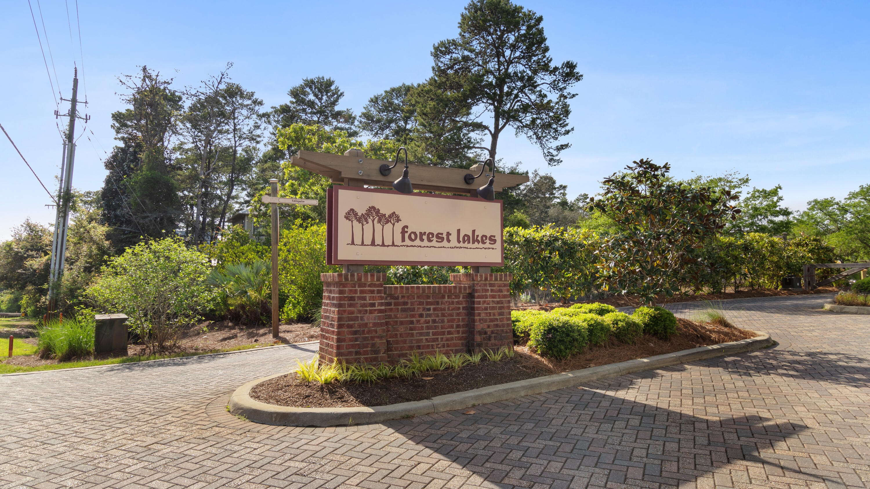 FOREST LAKES - Residential