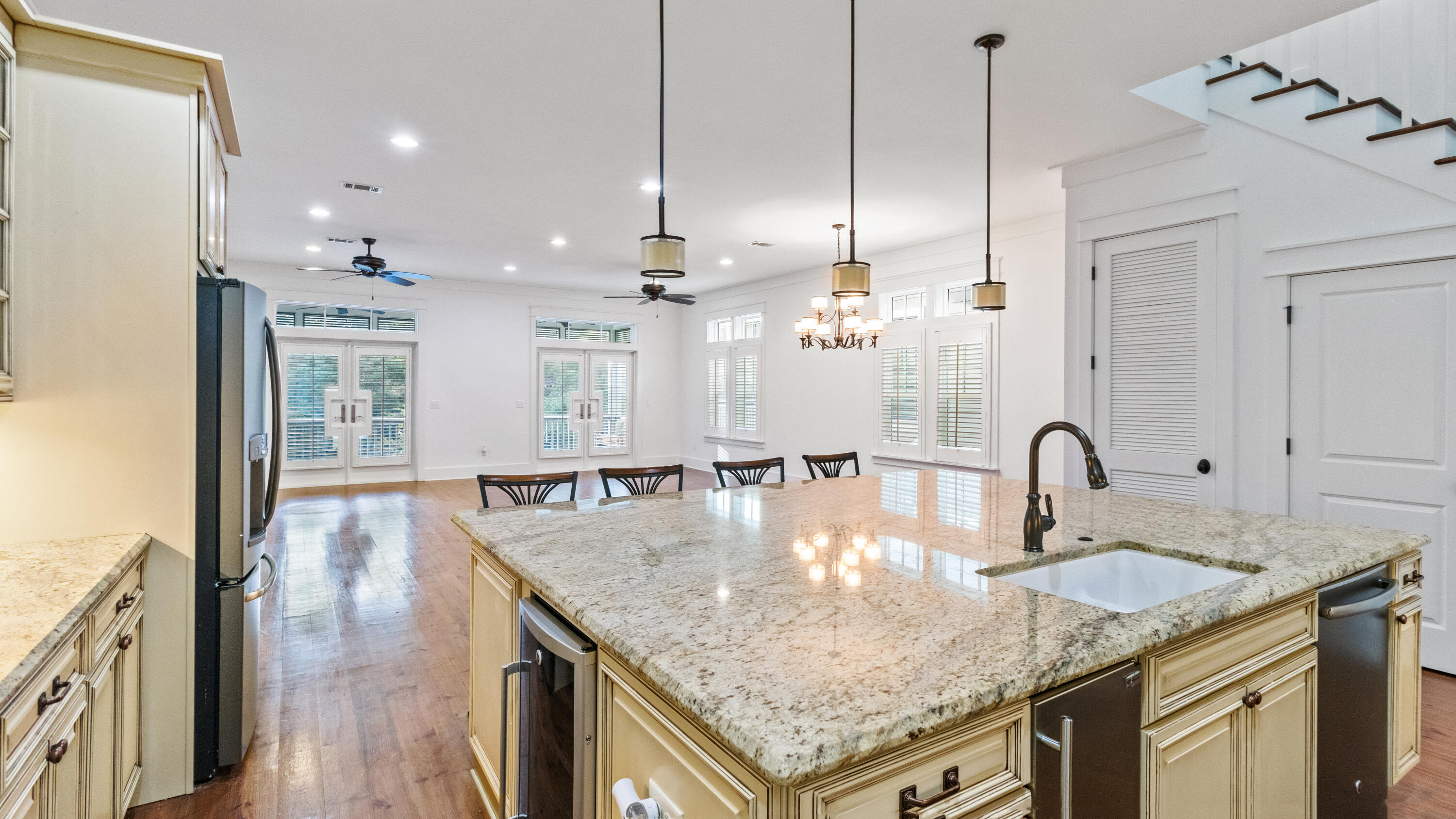 FOREST LAKES - Residential