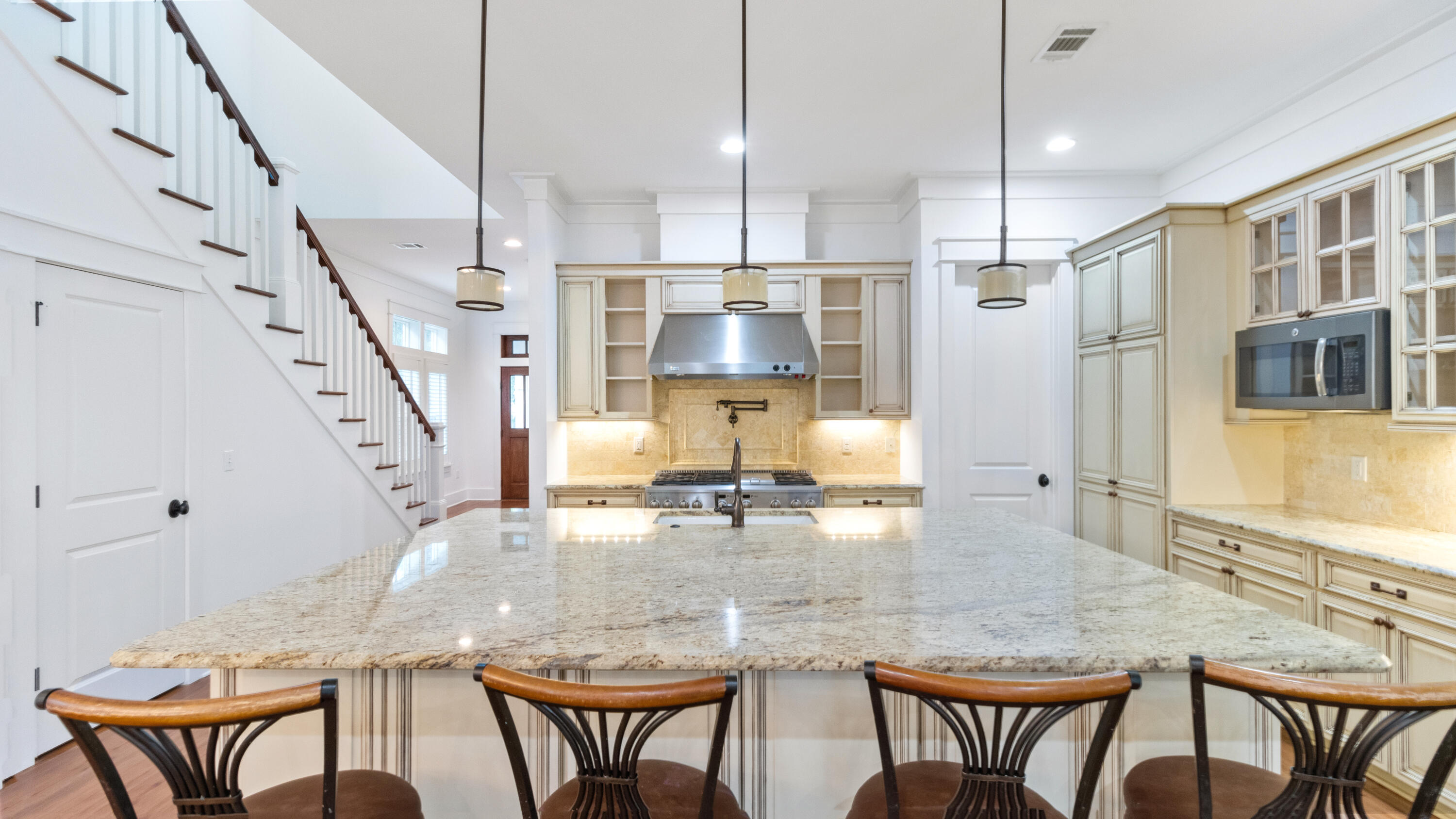FOREST LAKES - Residential