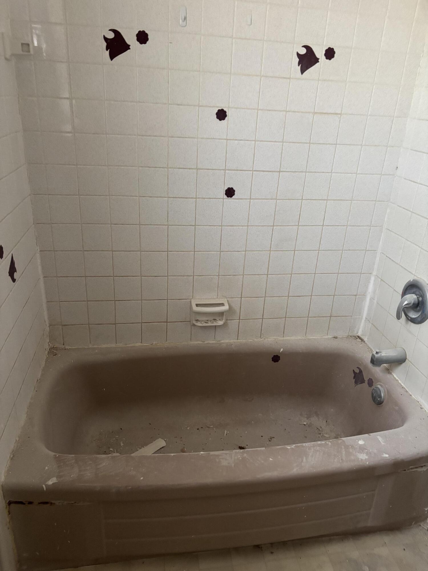 GARNIERS BEACH 7TH - Residential