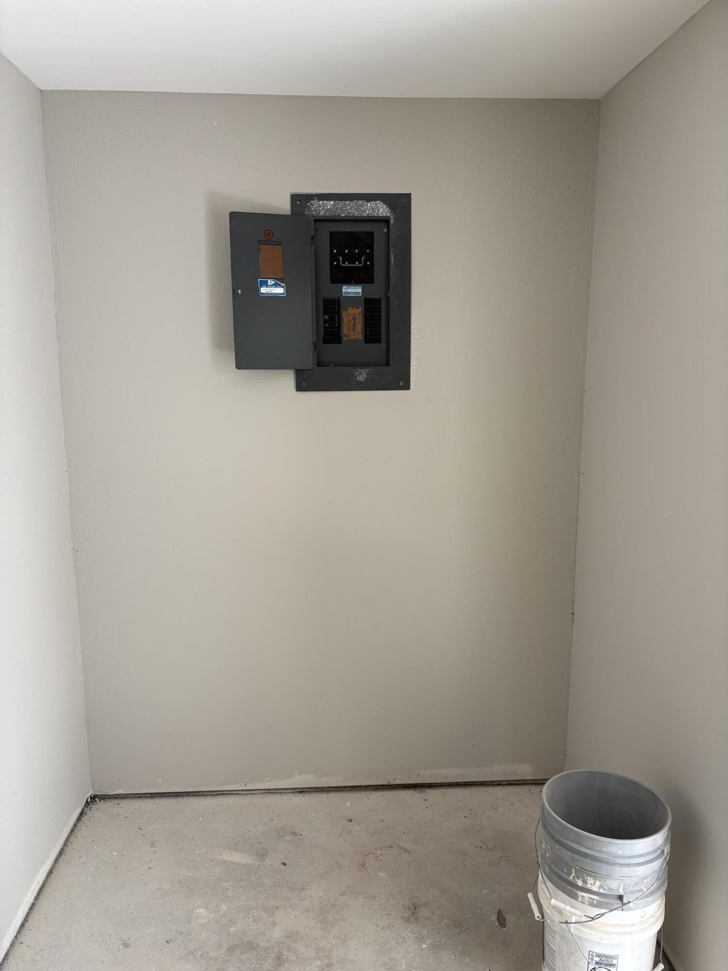 GARNIERS BEACH 7TH - Residential