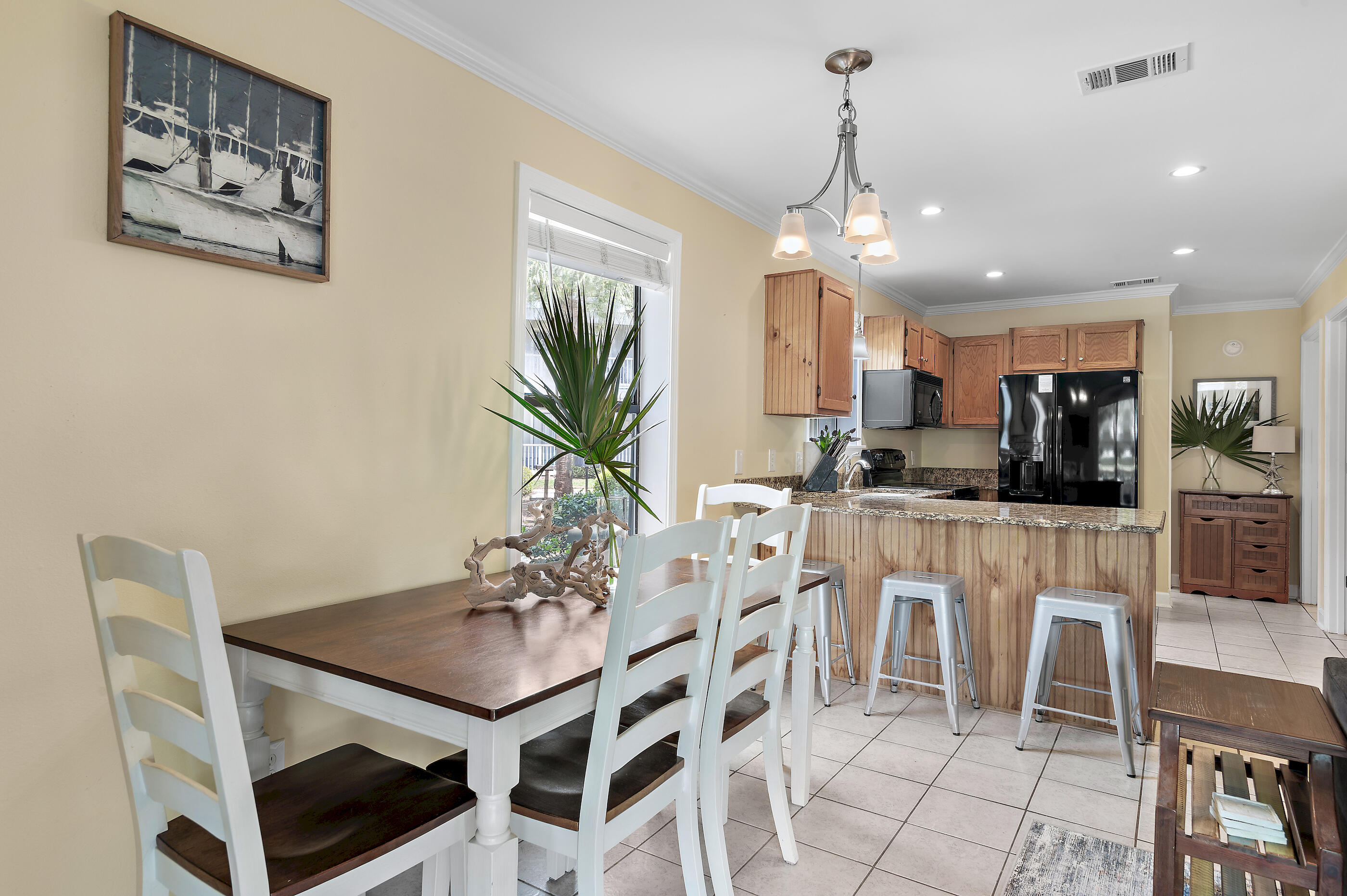 BEACHWOOD VILLAS CONDO - Residential