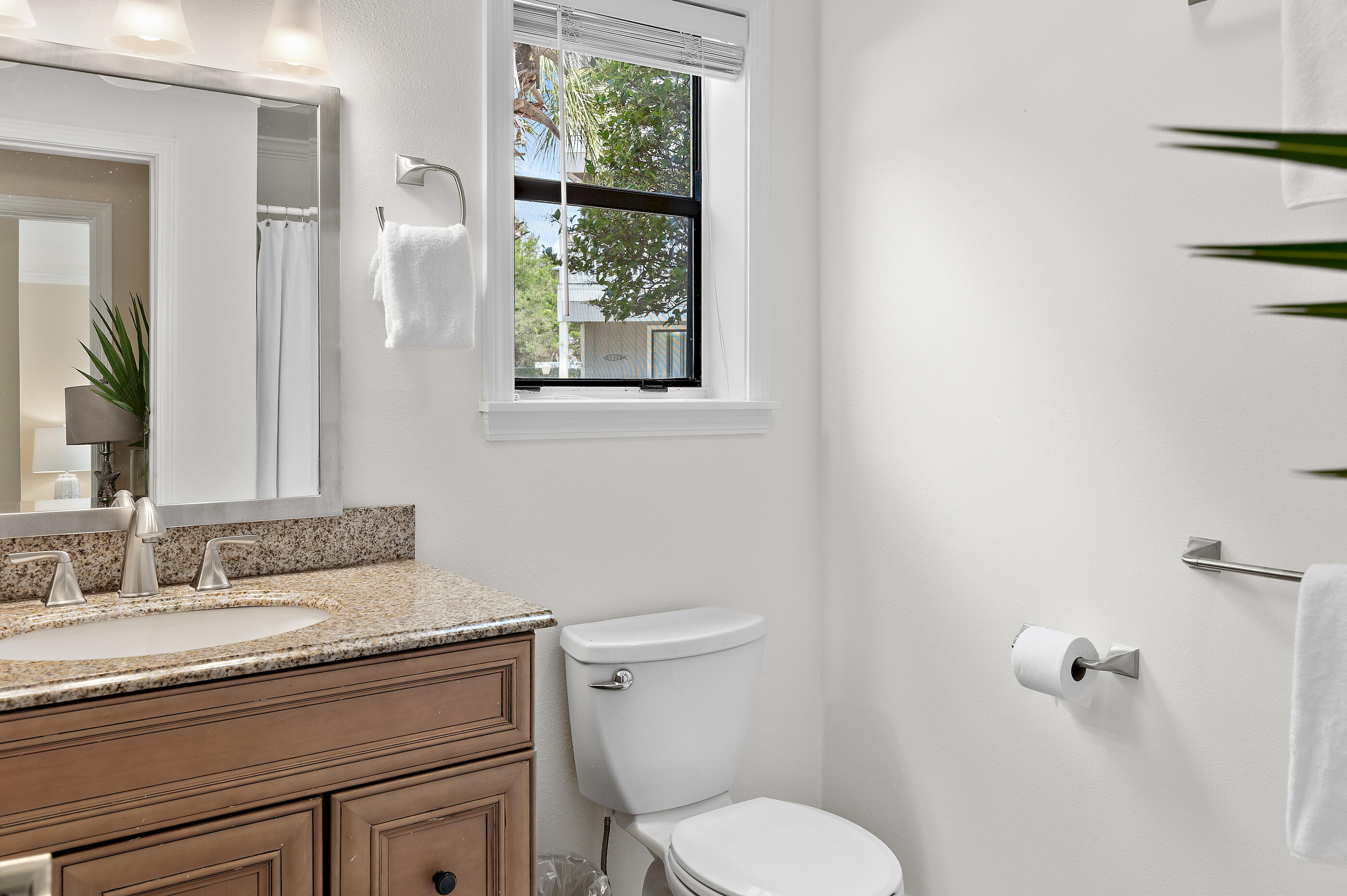 BEACHWOOD VILLAS CONDO - Residential