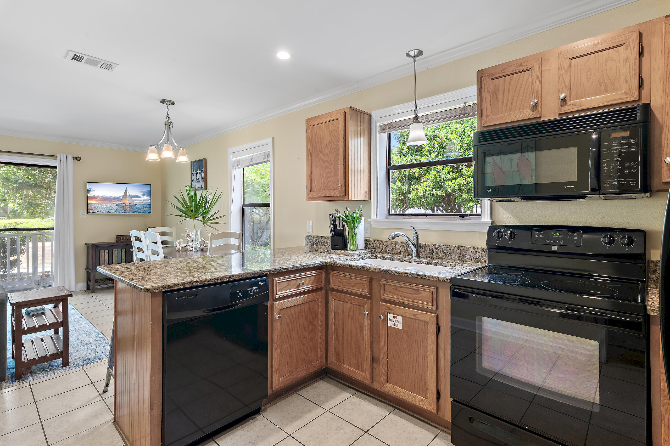 BEACHWOOD VILLAS CONDO - Residential