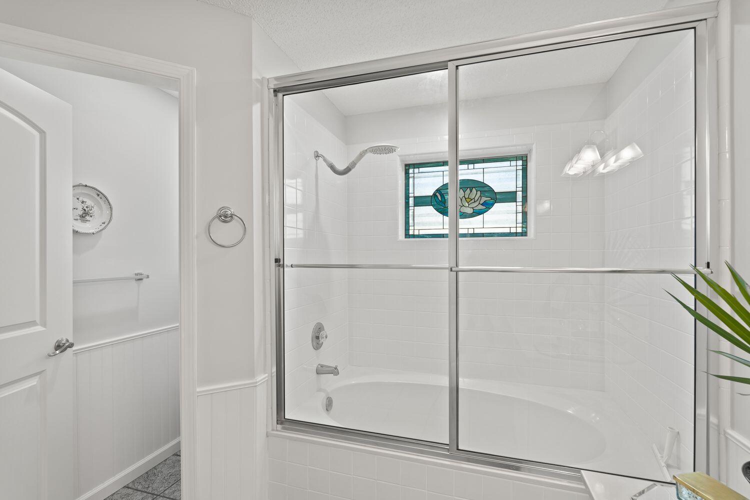 JAMAICAN LAKE CONDOS - Residential