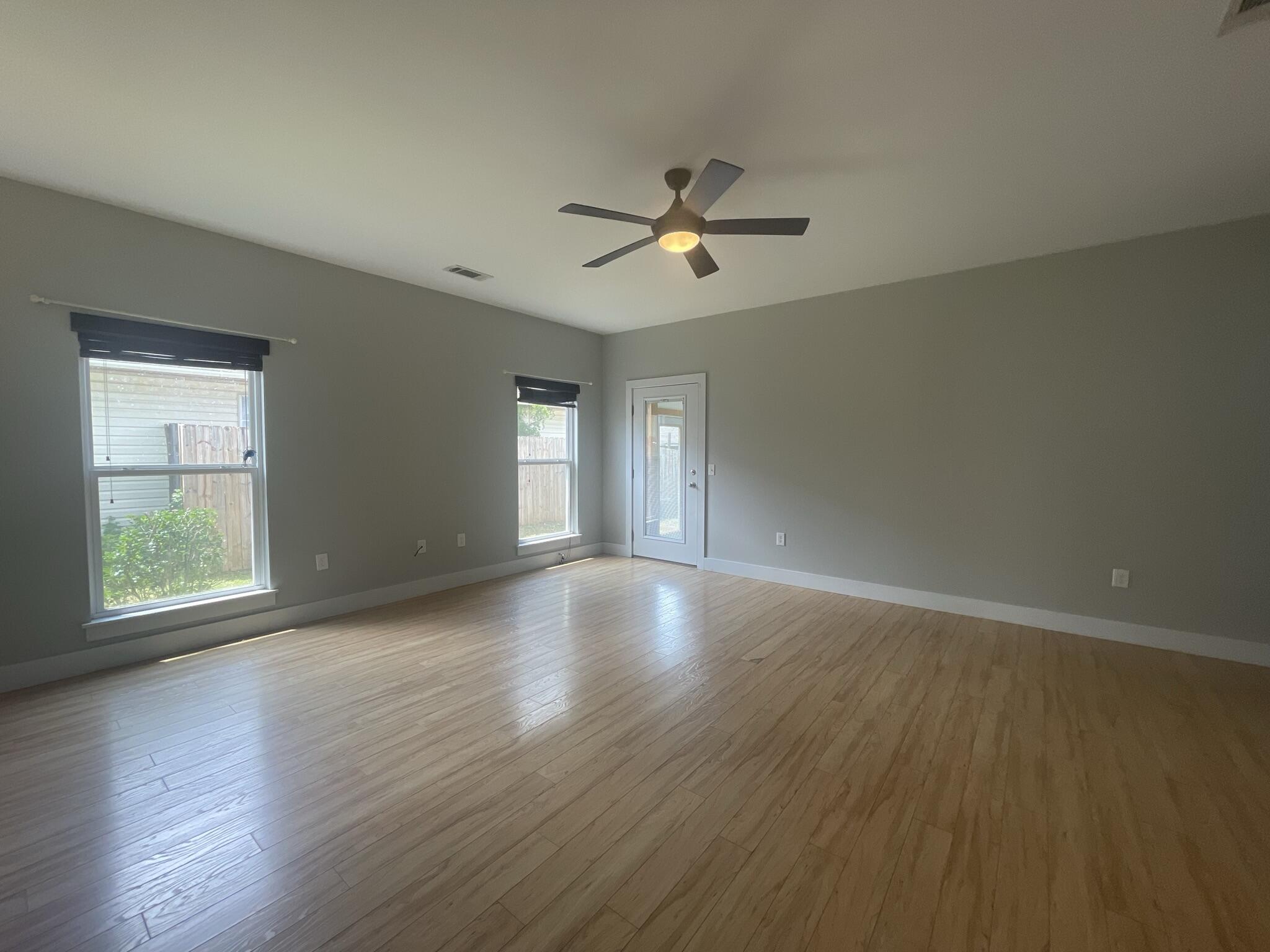 SOUTHWAY ESTATES 1ST ADDN - Residential Lease