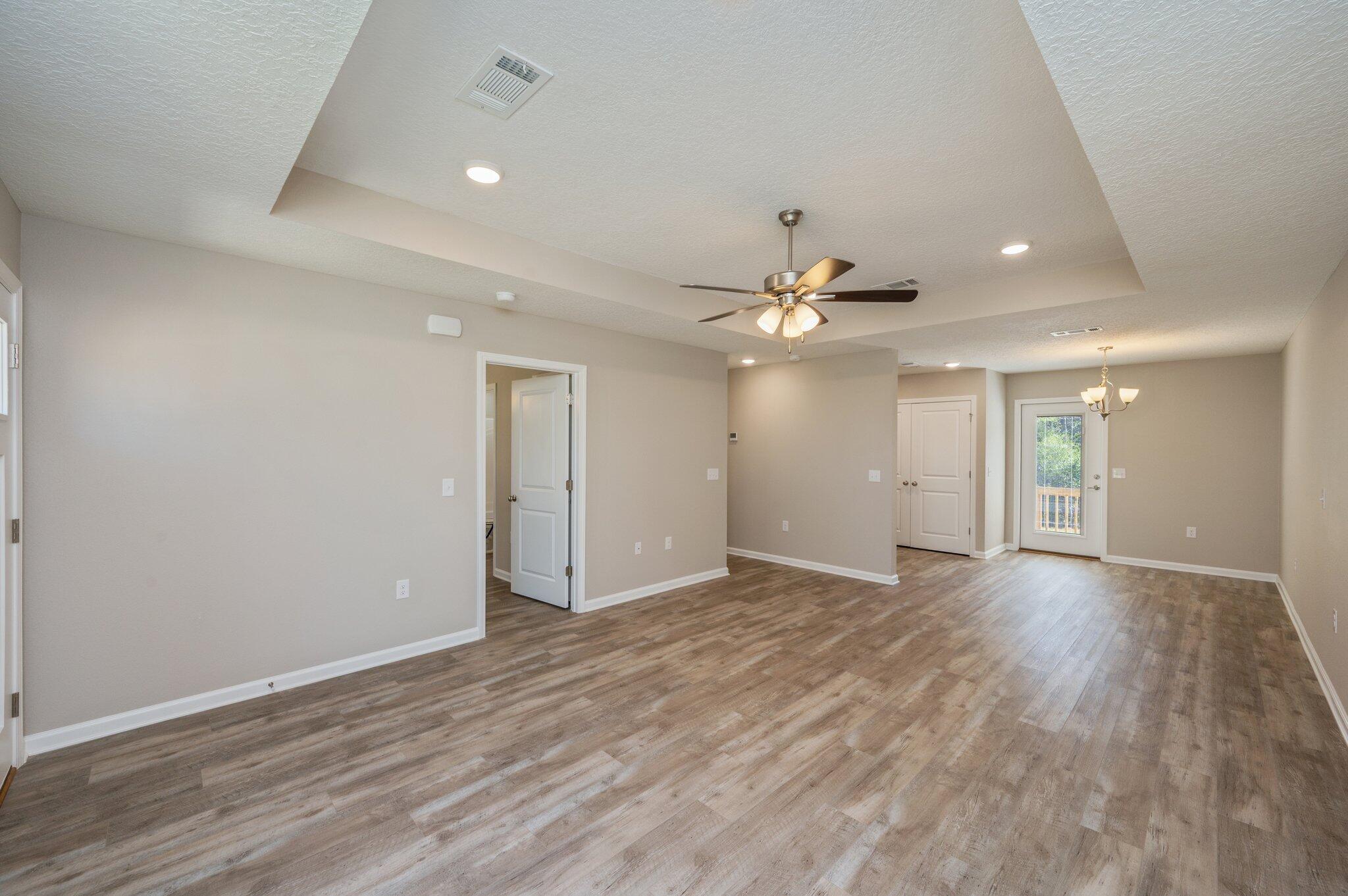 FAIRVIEW L H - Residential