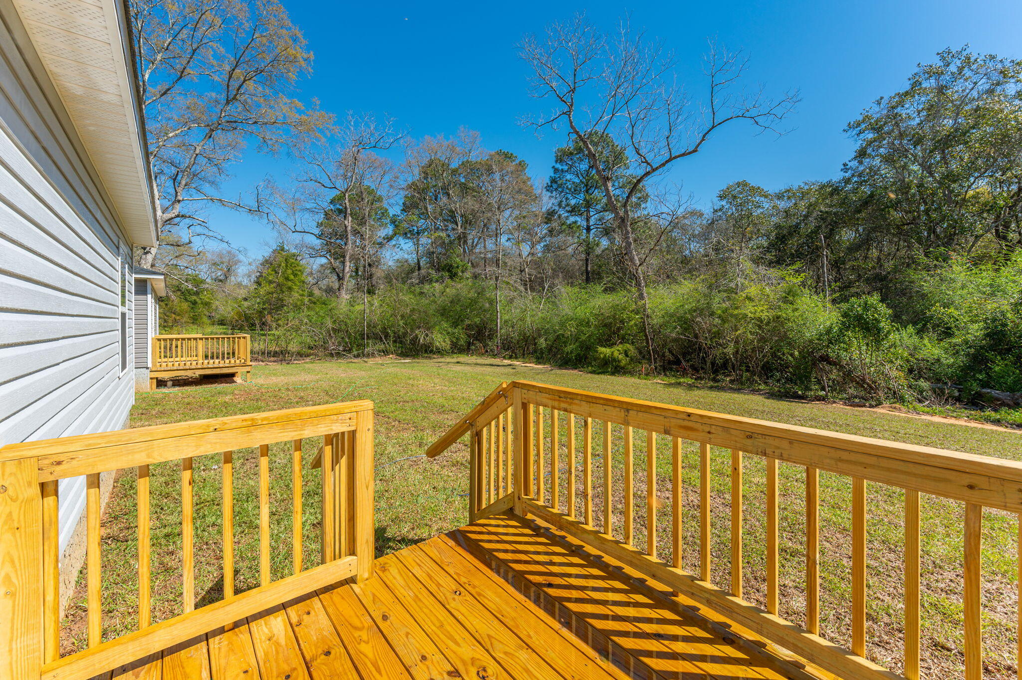 FAIRVIEW L H - Residential