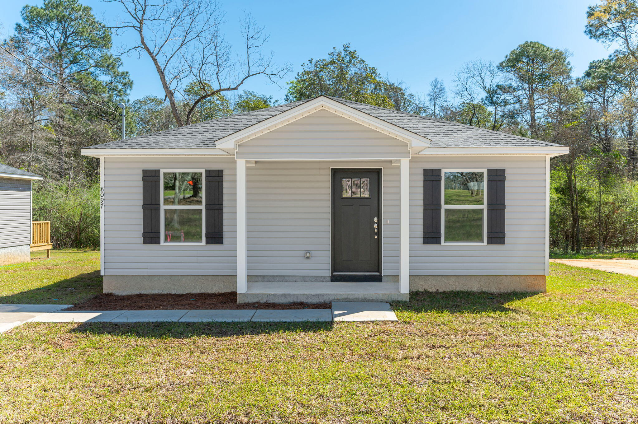 FAIRVIEW L H - Residential