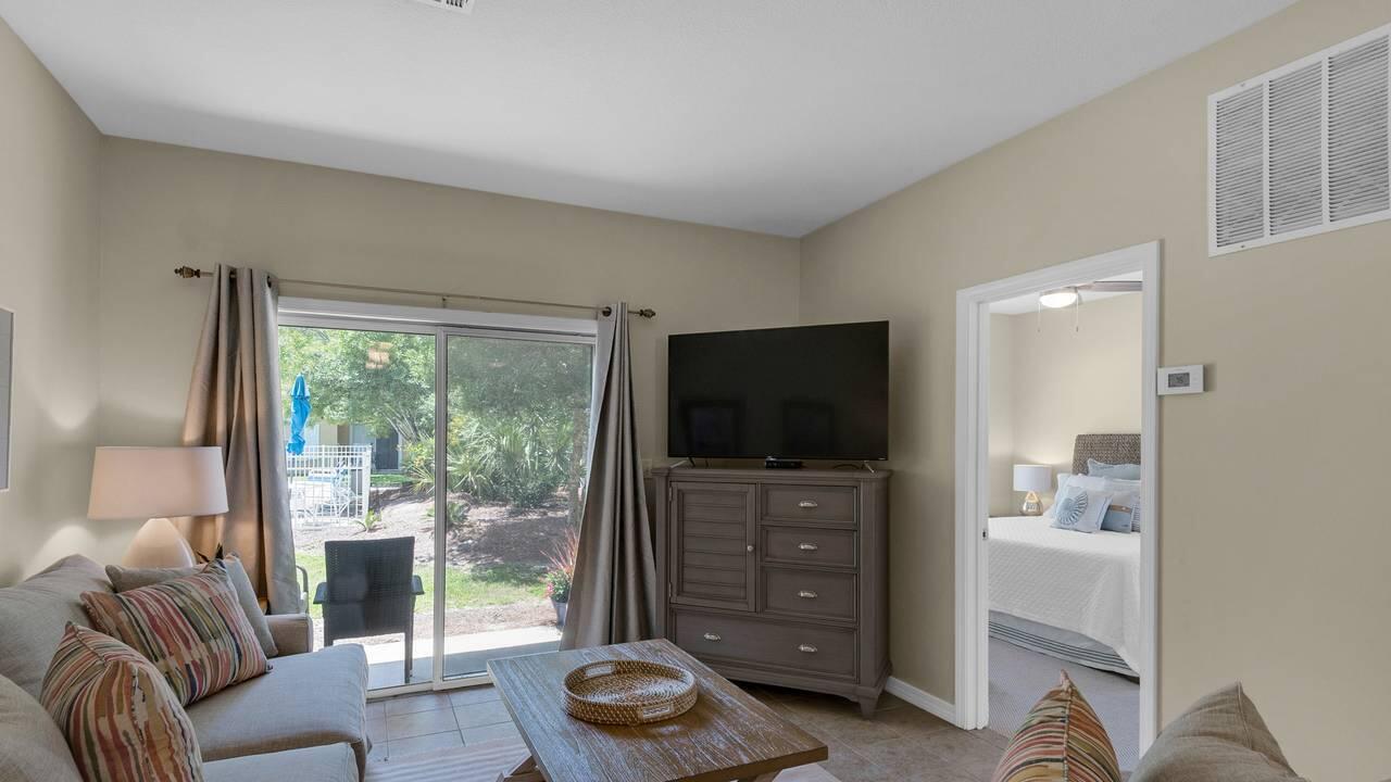 HERONS WATCH CONDO PH 1 - Residential