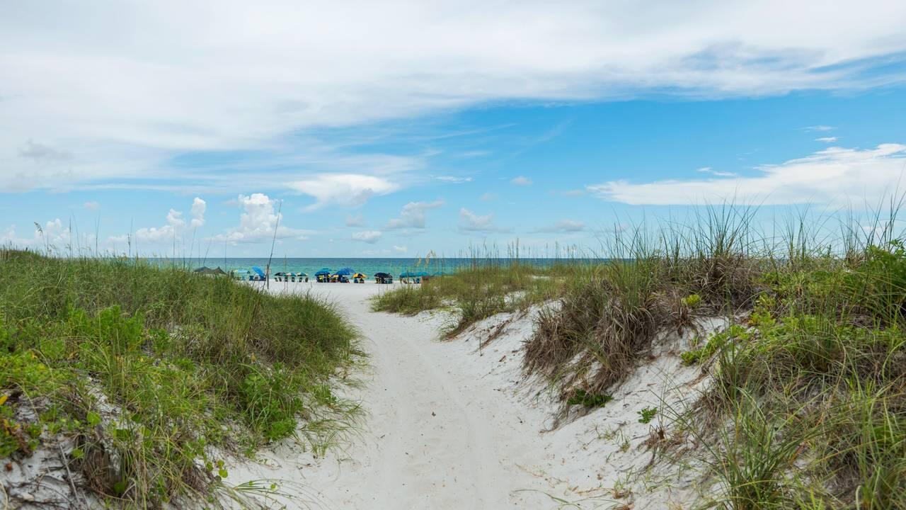 HERONS WATCH CONDO PH 1 - Residential