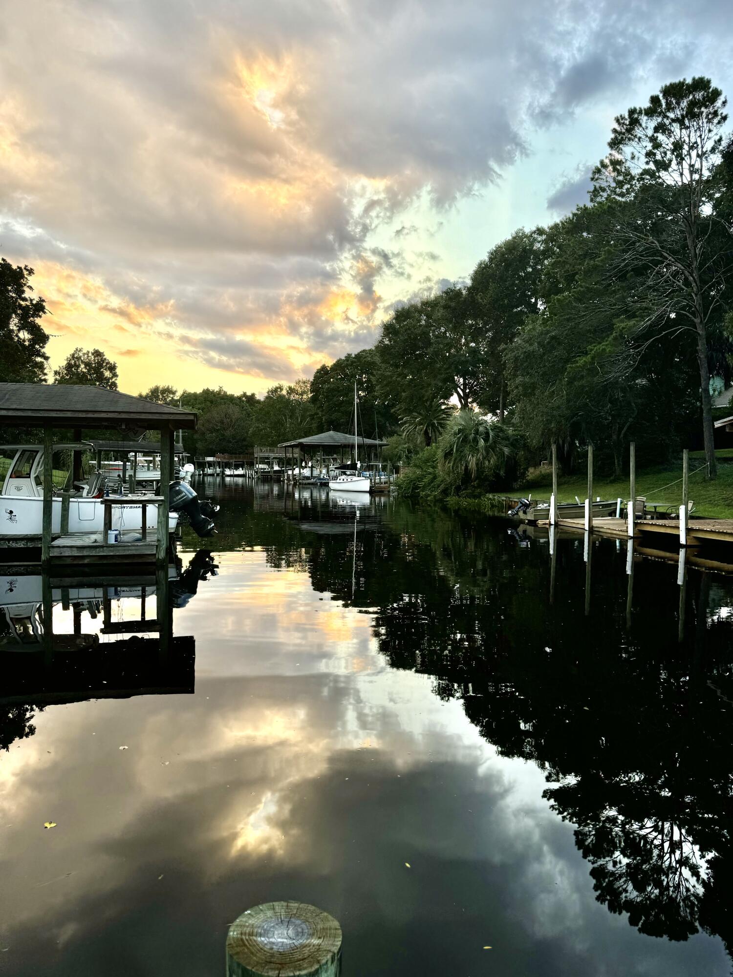 Waterfront! This lot is located on 80ft of water on a canal that leads to Rocky Bayou and the Choctawhatchee Bay. The lot has been cleared however weeds and bushes have begun to grow back. Seawall, dock, and lift were installed 2023. While this lot is located towards the end of the canal there is a permit in place for dredging for deep water boats.